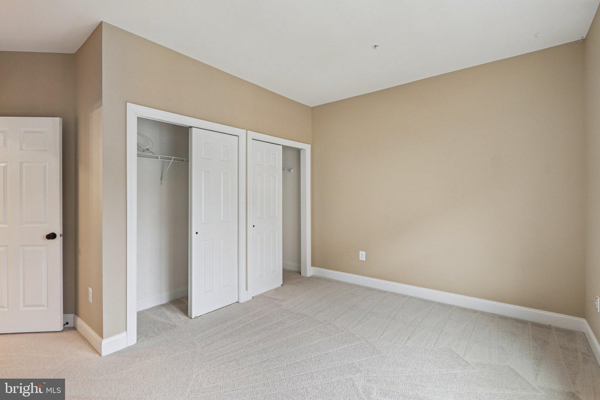 PIEDMONT CROSSING - Residential