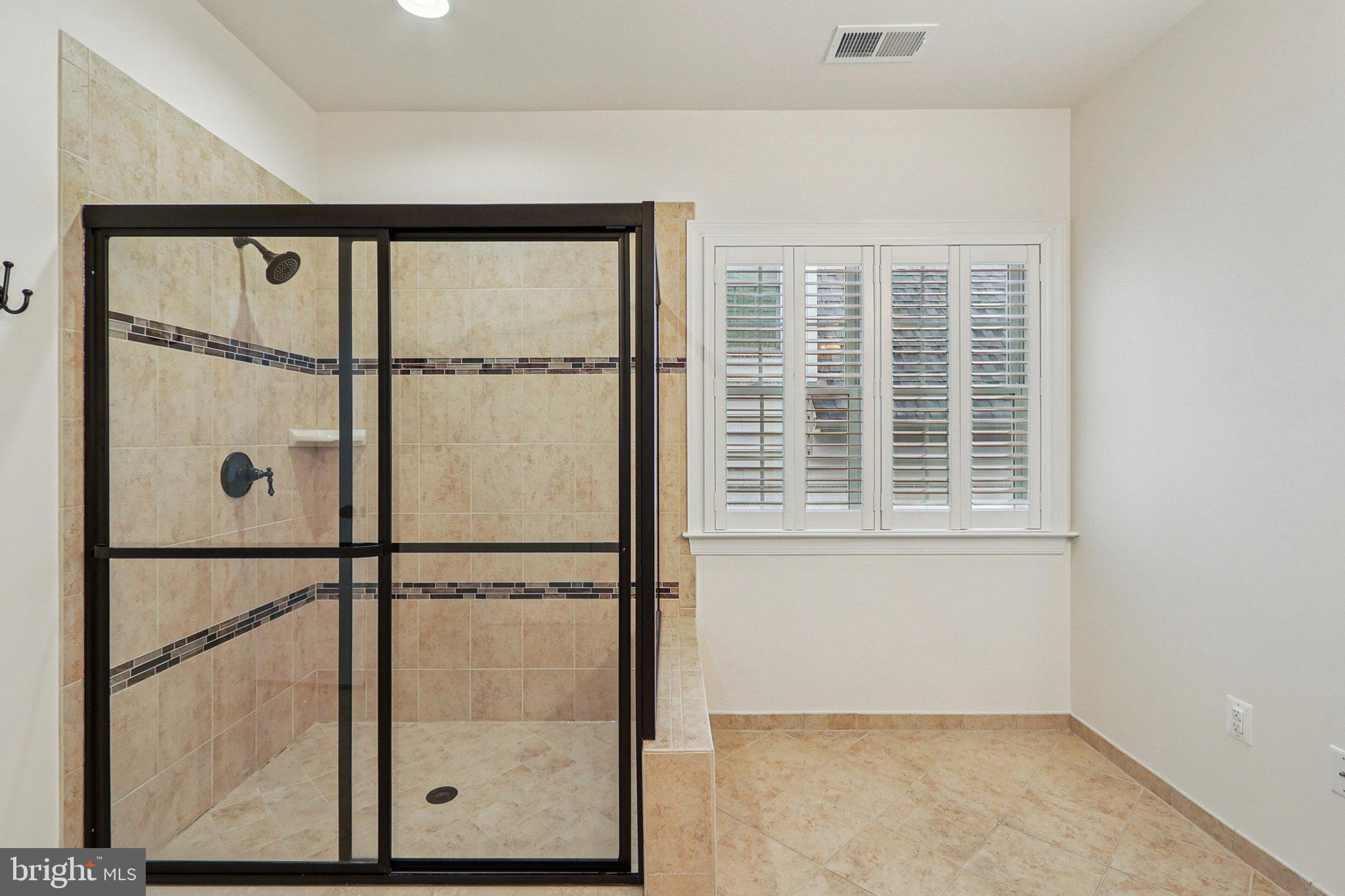 PIEDMONT CROSSING - Residential