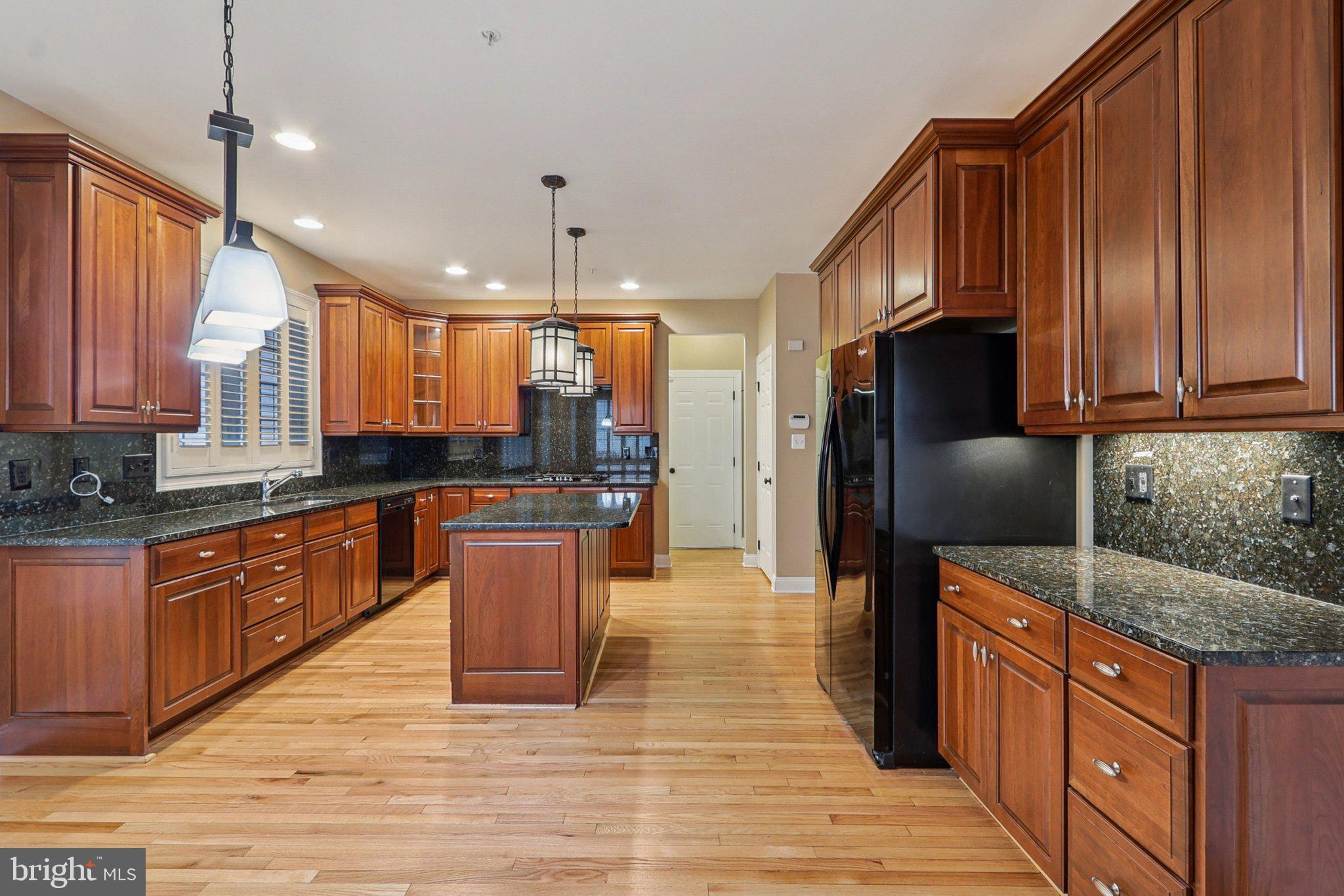 PIEDMONT CROSSING - Residential