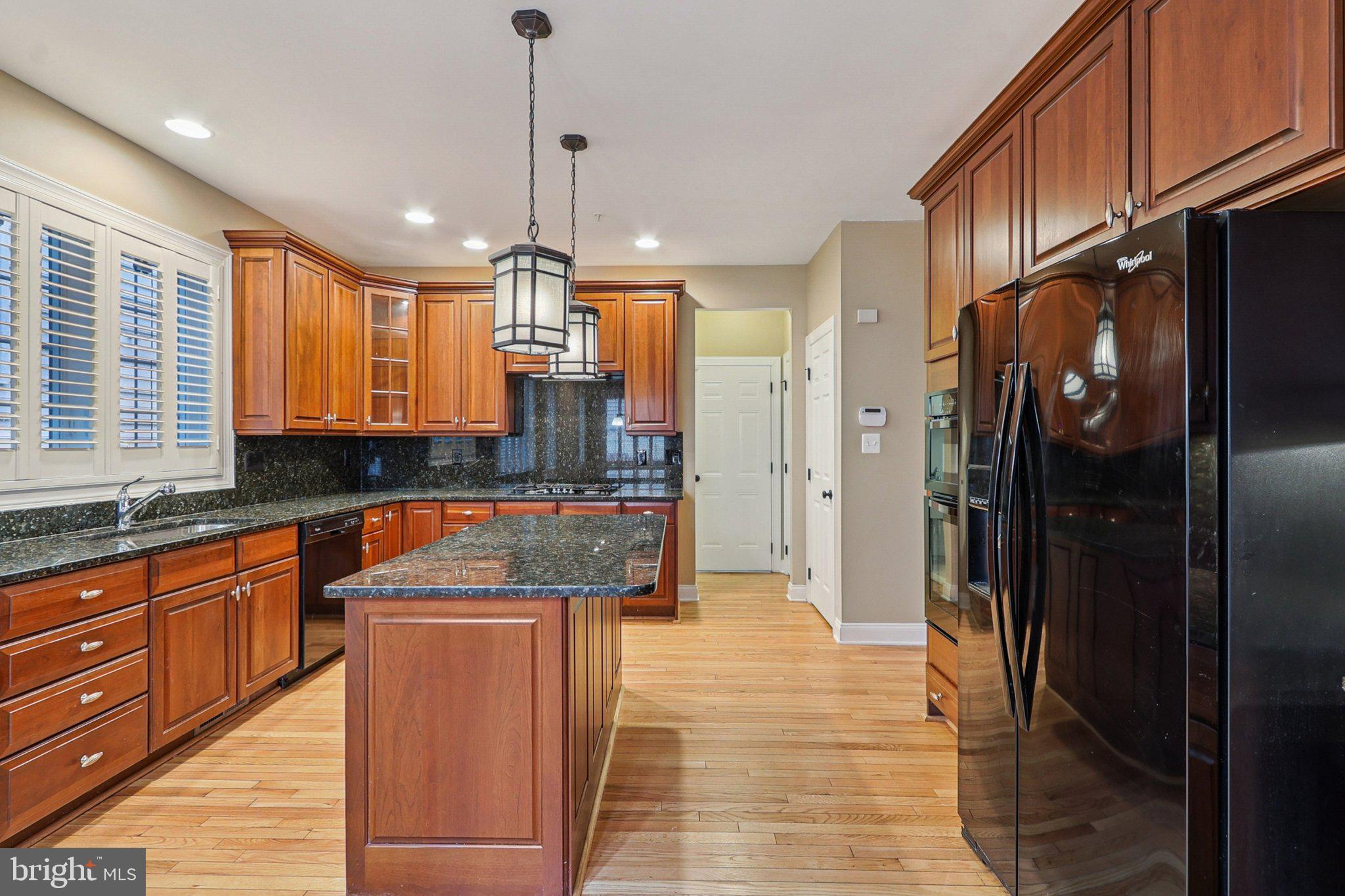 PIEDMONT CROSSING - Residential