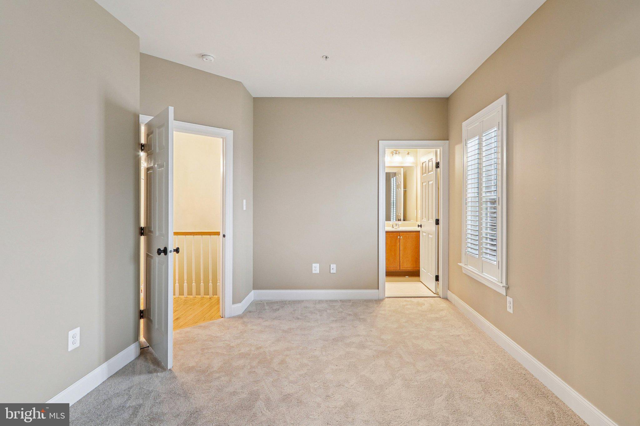 PIEDMONT CROSSING - Residential