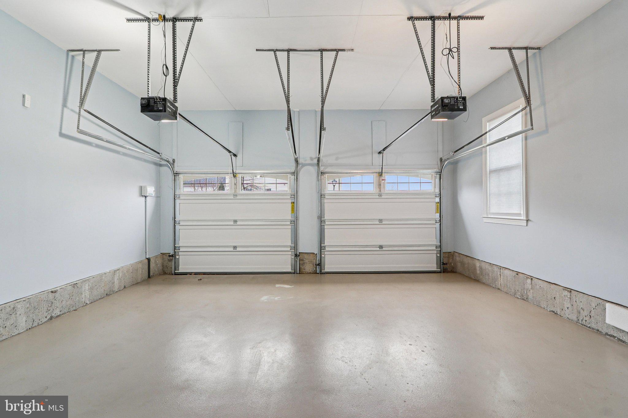 PIEDMONT CROSSING - Residential