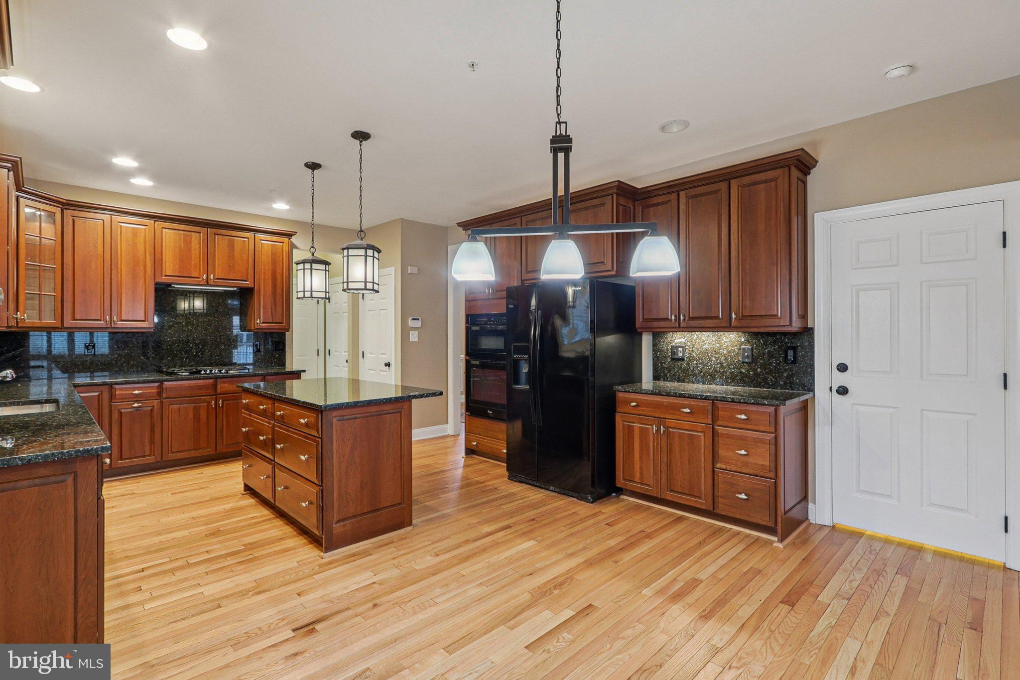 PIEDMONT CROSSING - Residential