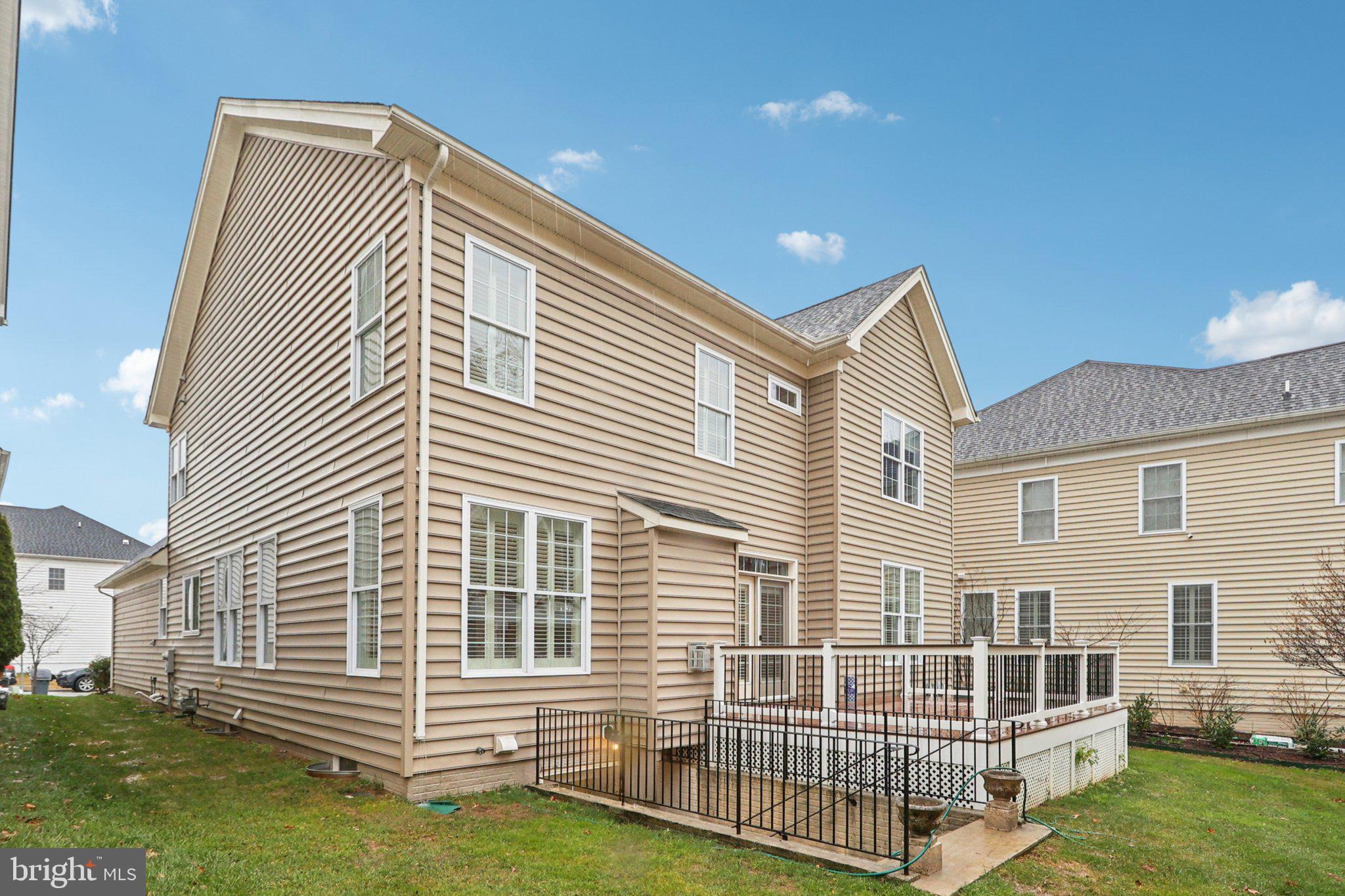 PIEDMONT CROSSING - Residential