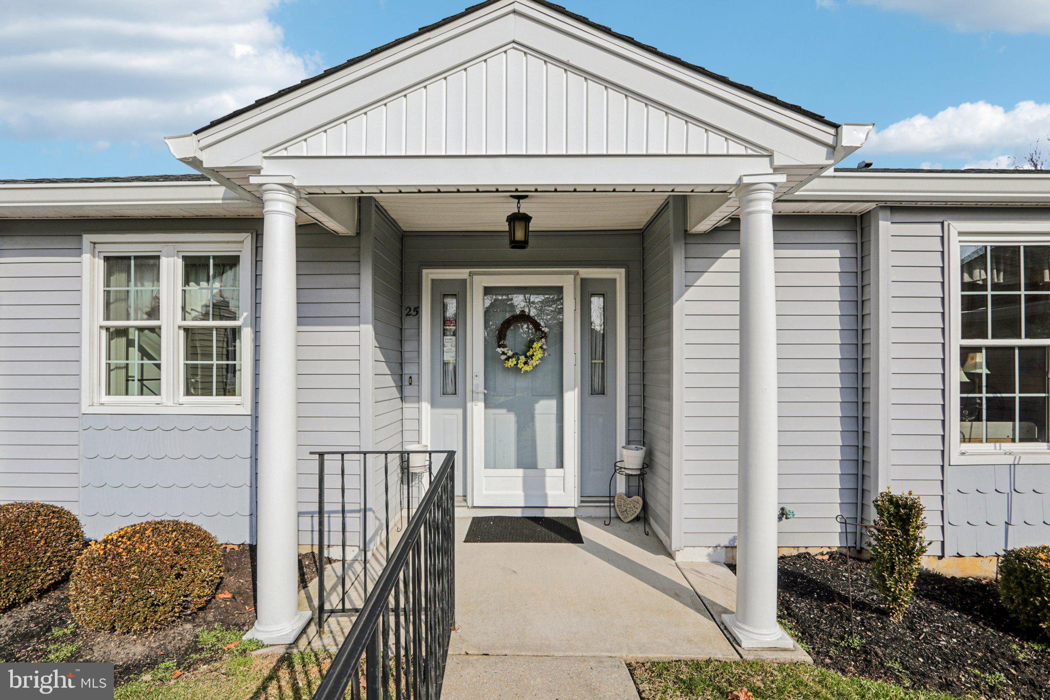 2000 MILLER AVENUE 25