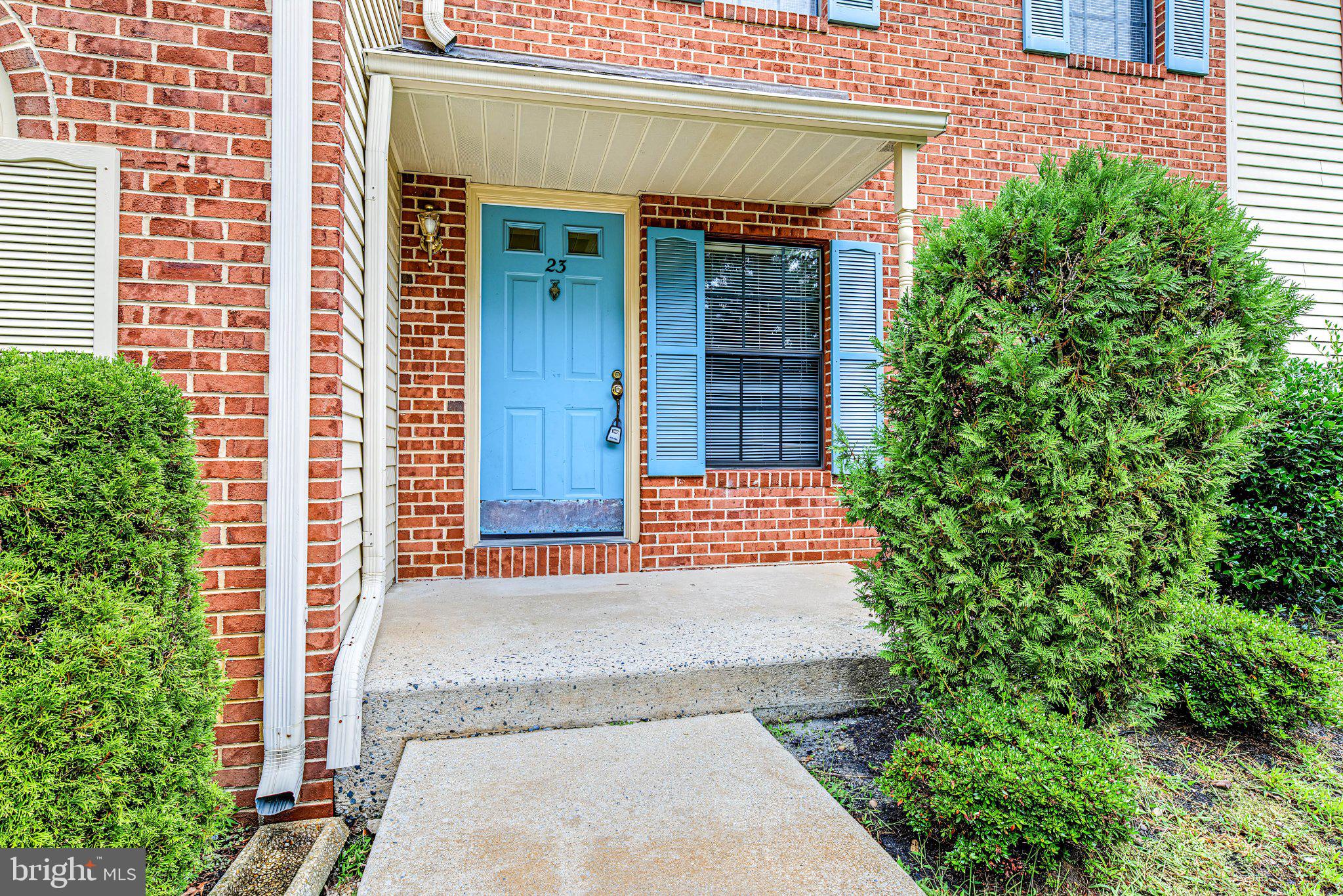 23 GREENWICH DRIVE