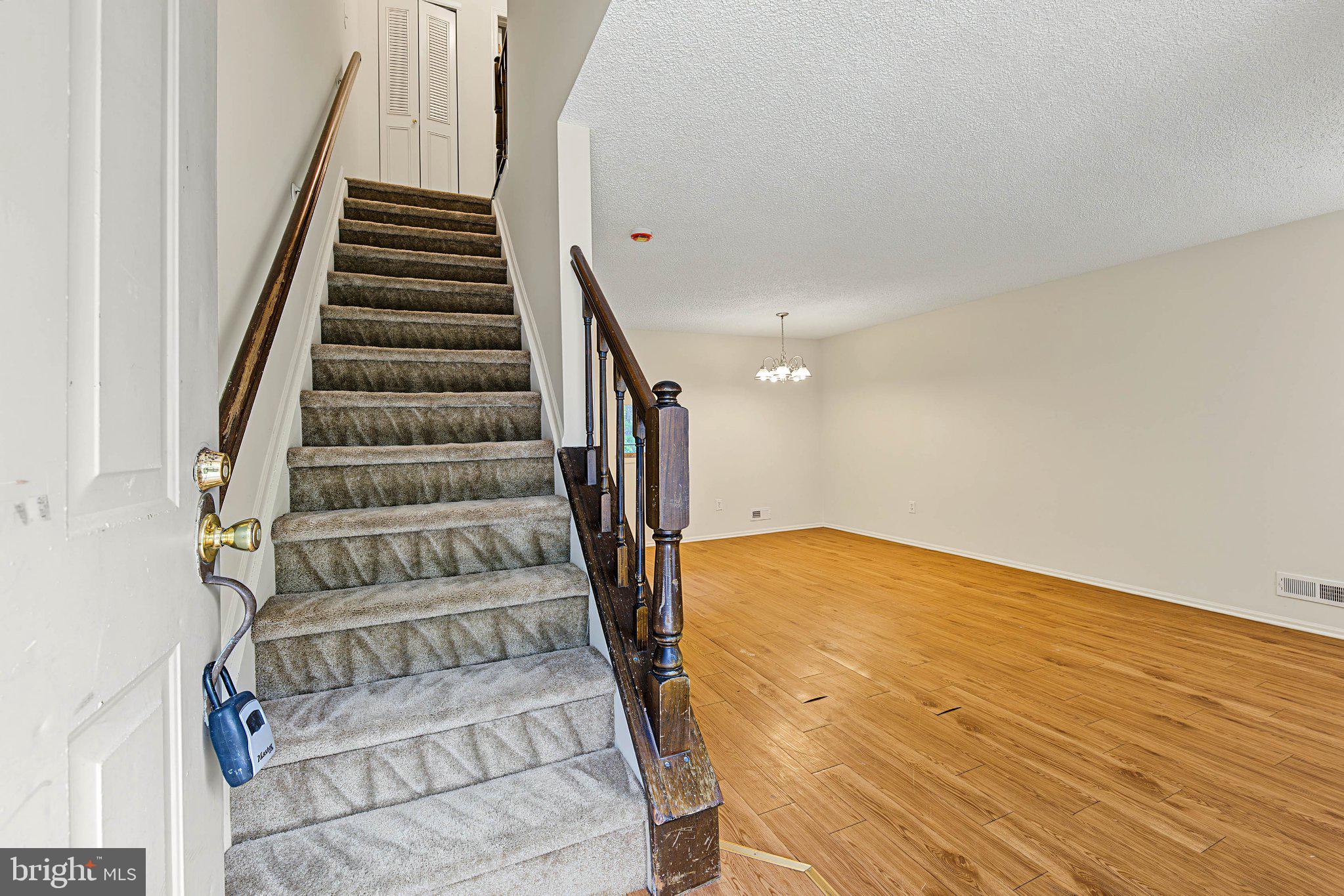 23 GREENWICH DRIVE