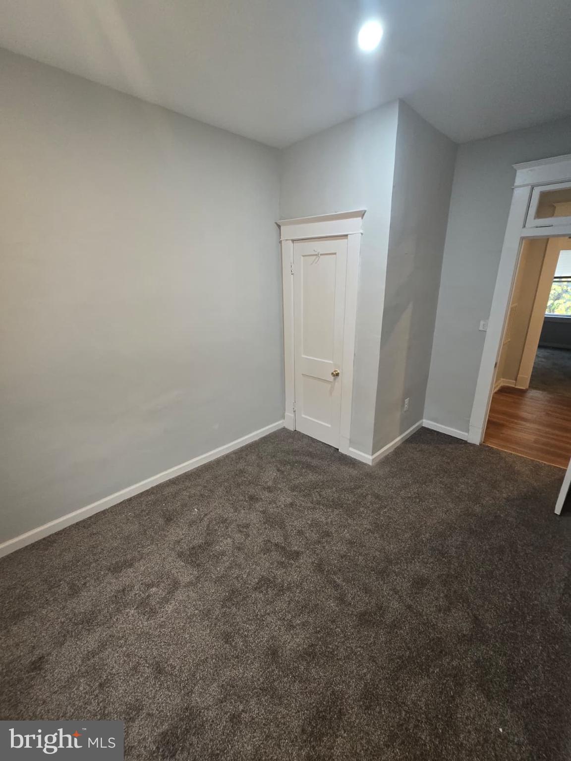 MONDAWMIN - Residential