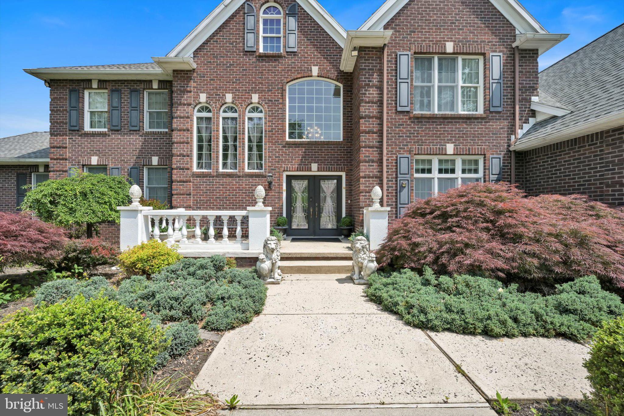 3002 RIDGEVIEW DRIVE