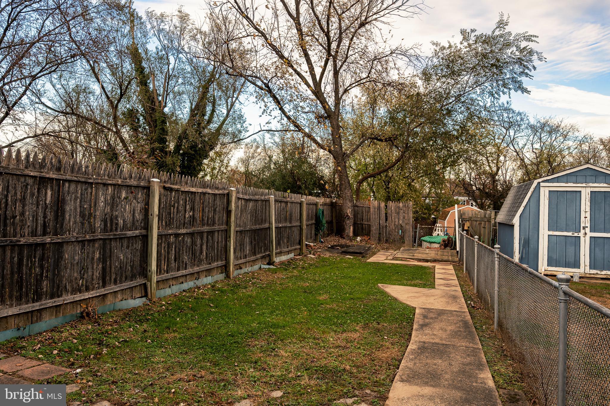 RIVERVIEW - Residential