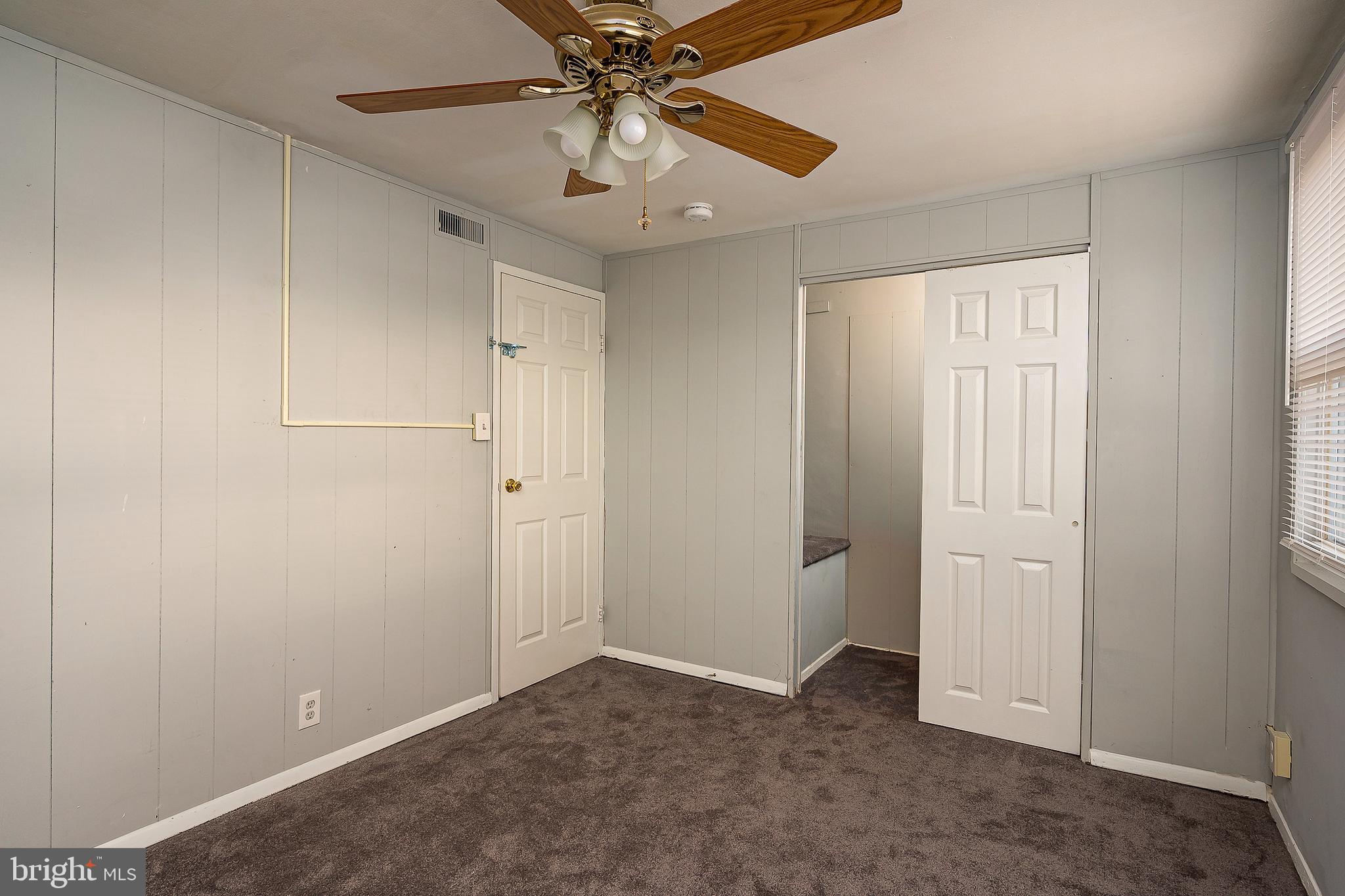 RIVERVIEW - Residential