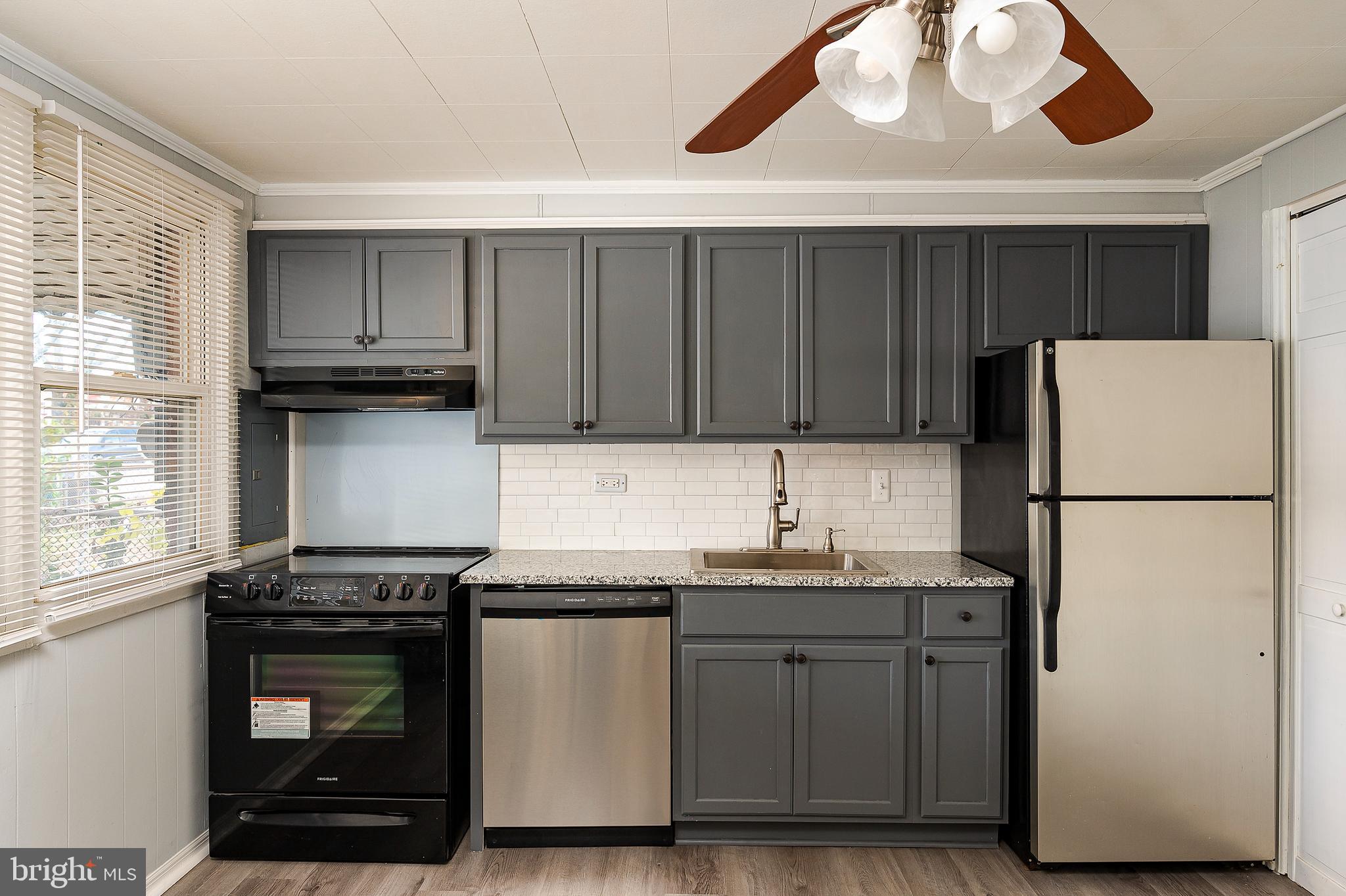 RIVERVIEW - Residential