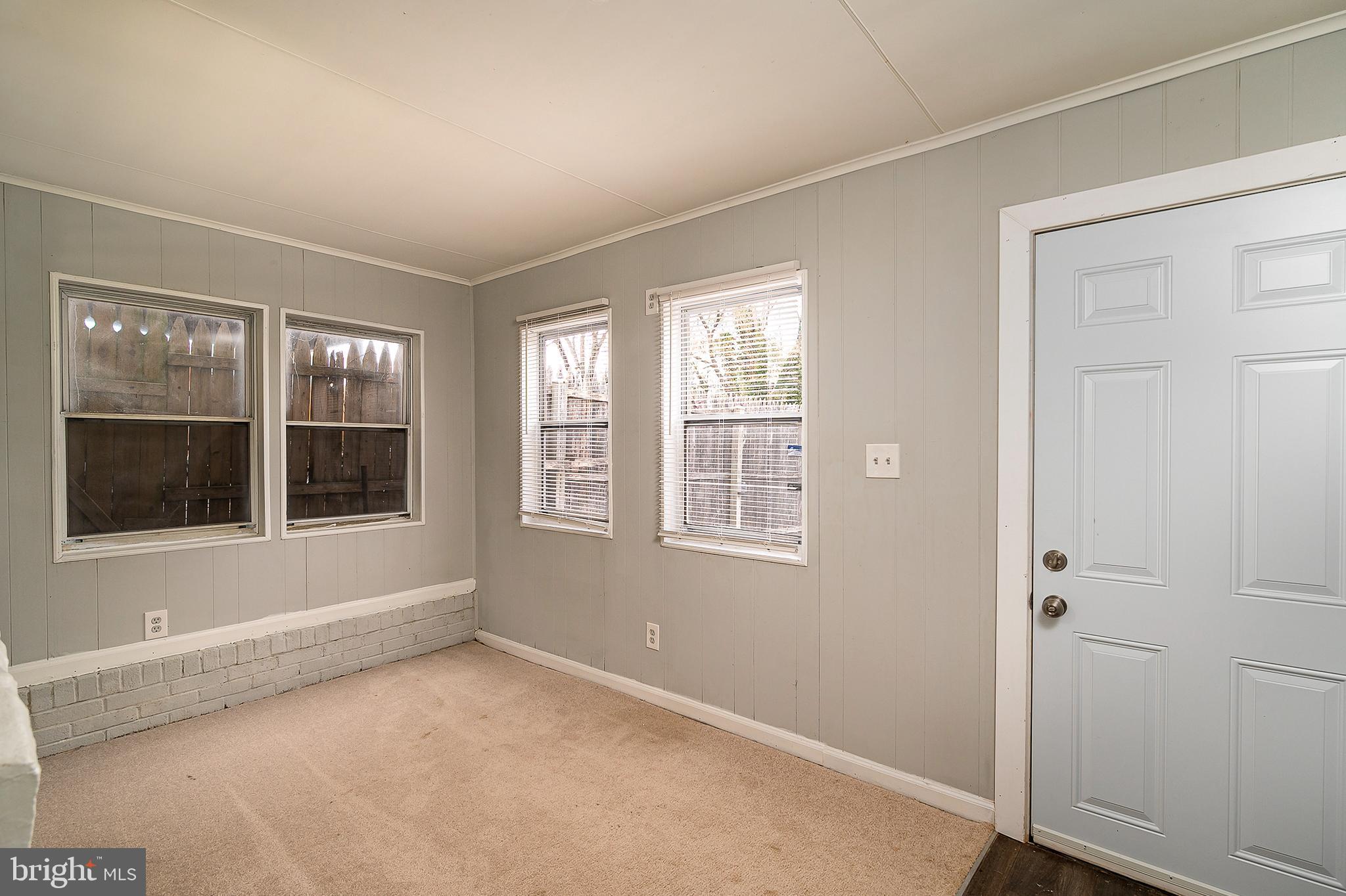 RIVERVIEW - Residential