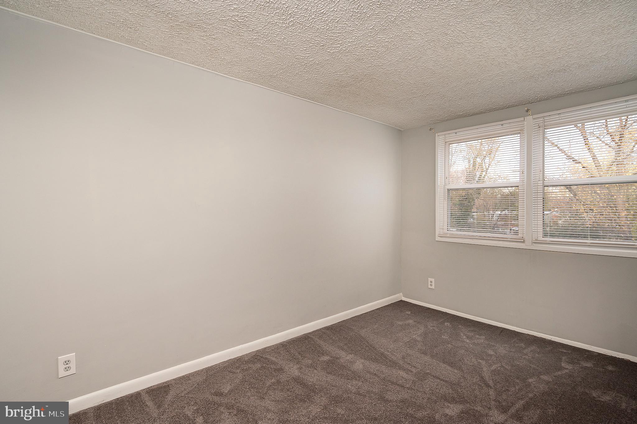 RIVERVIEW - Residential