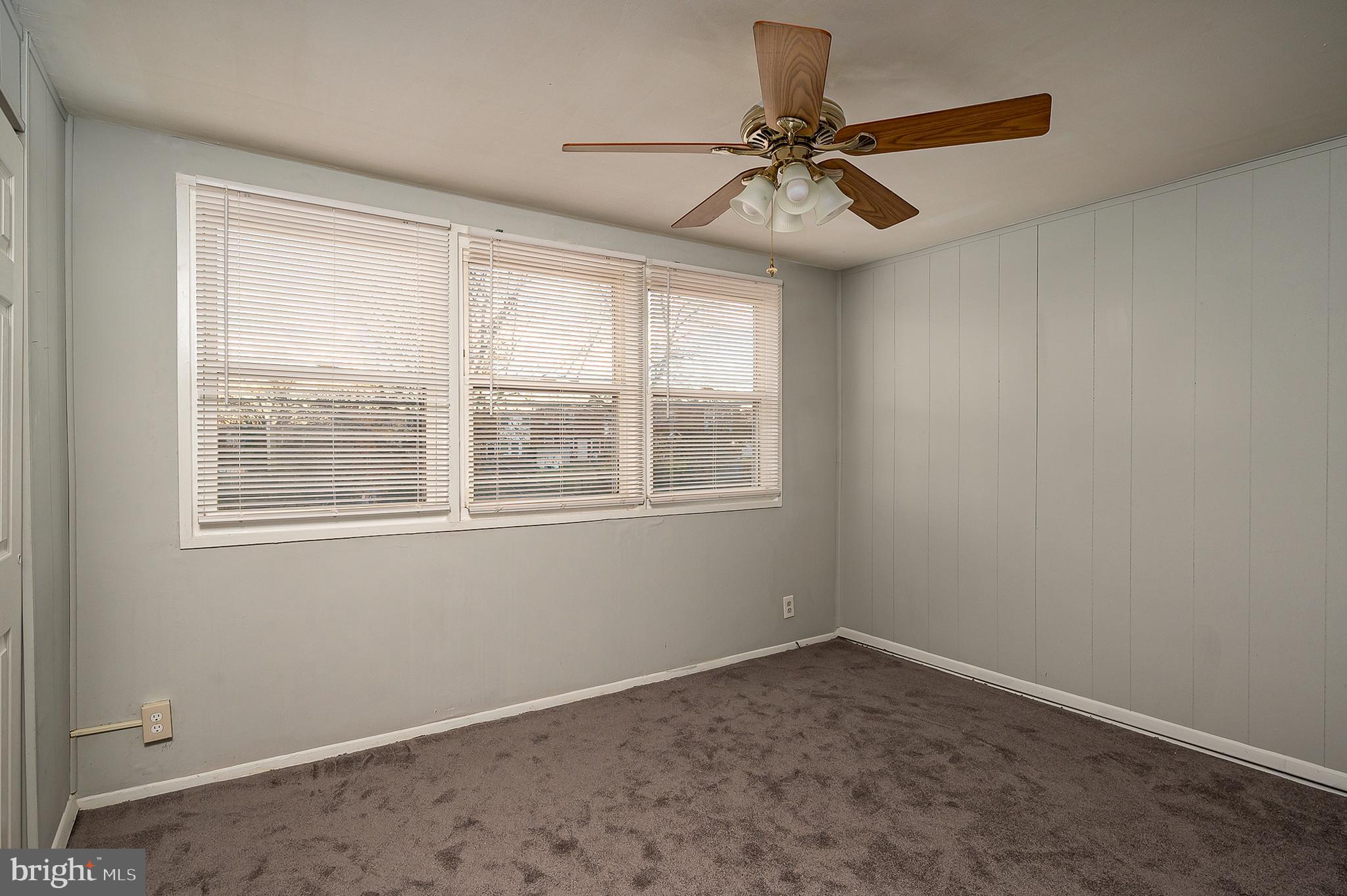 RIVERVIEW - Residential