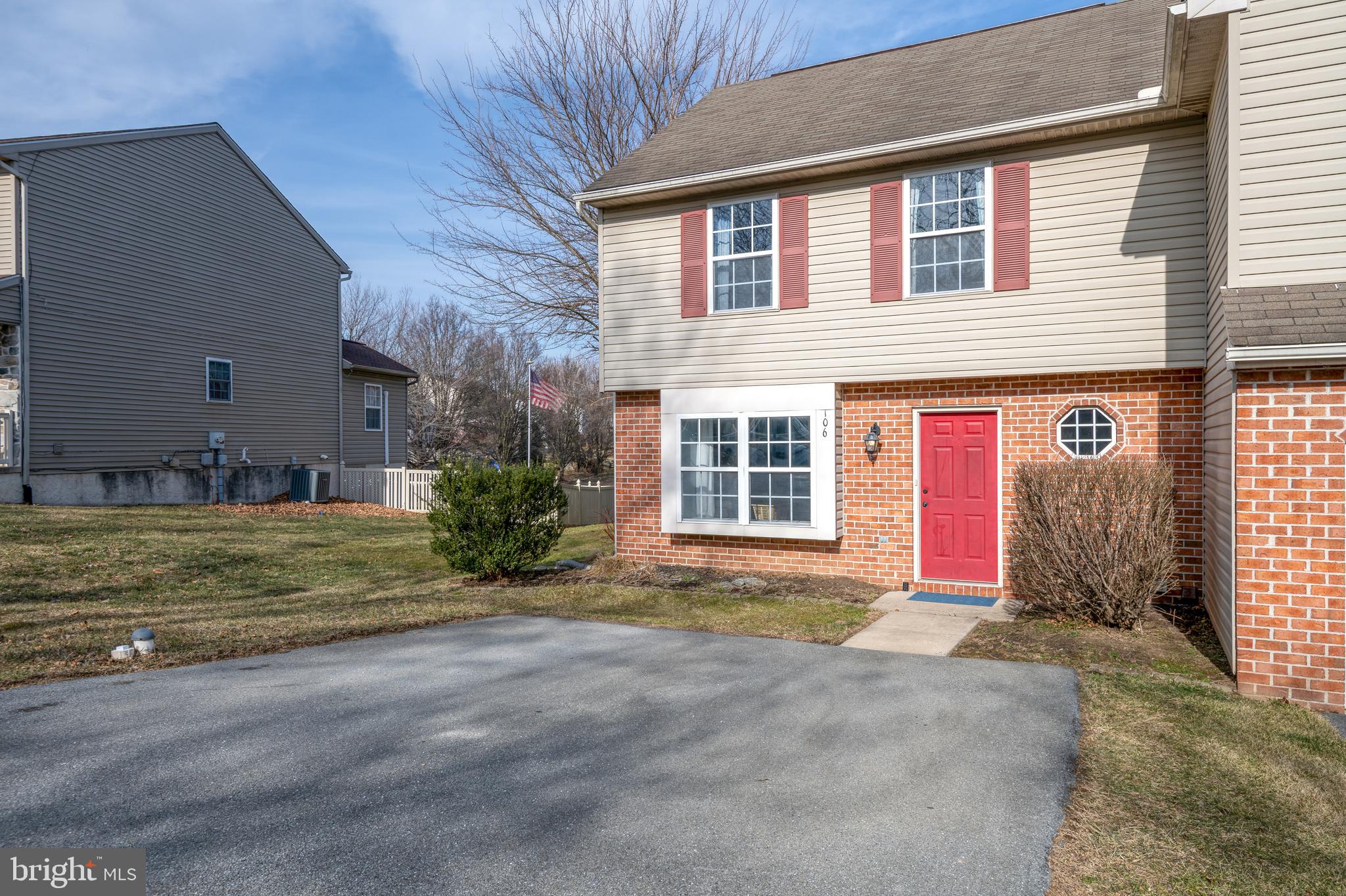 STERLING PLACE - Residential