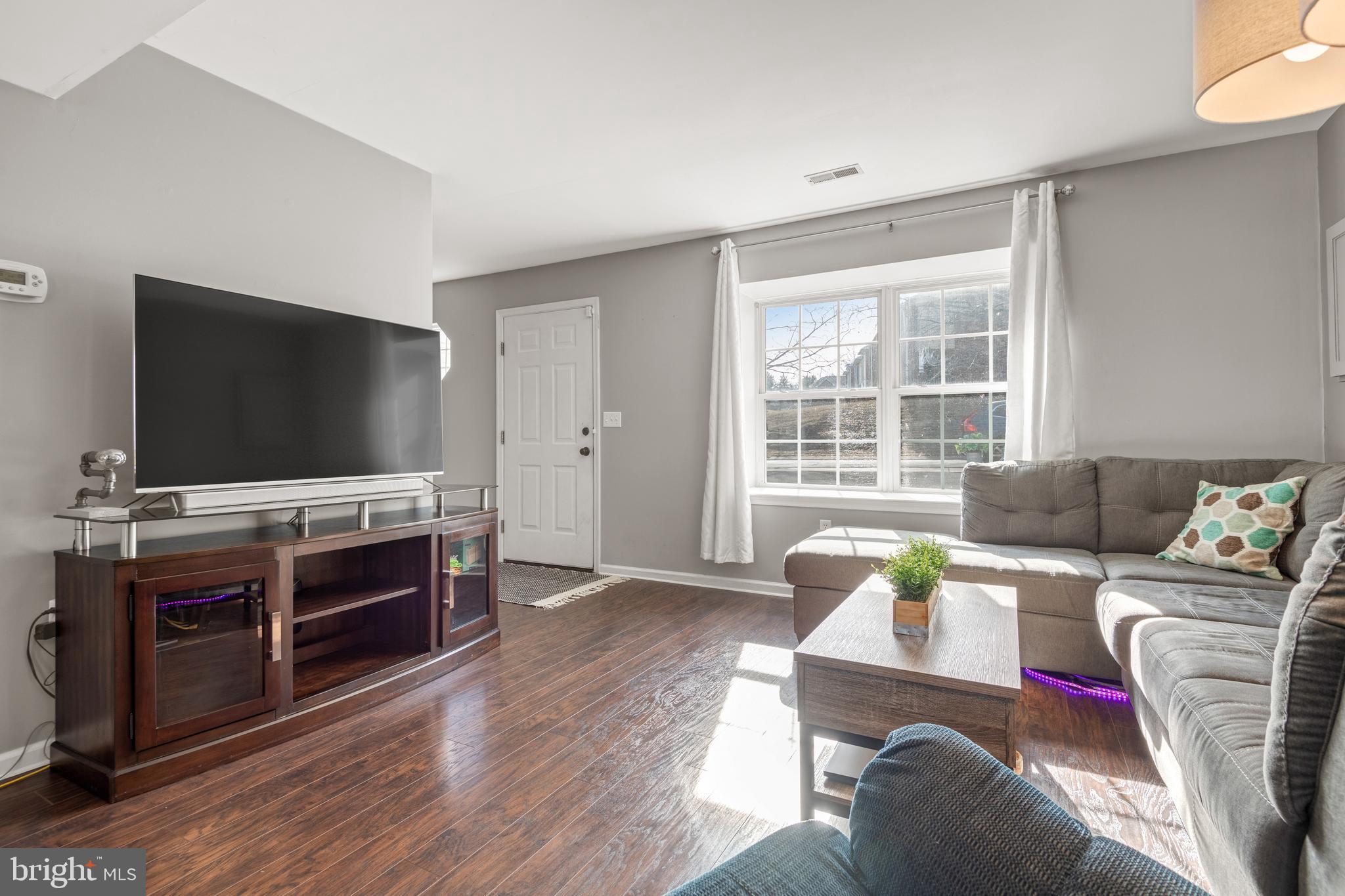 STERLING PLACE - Residential