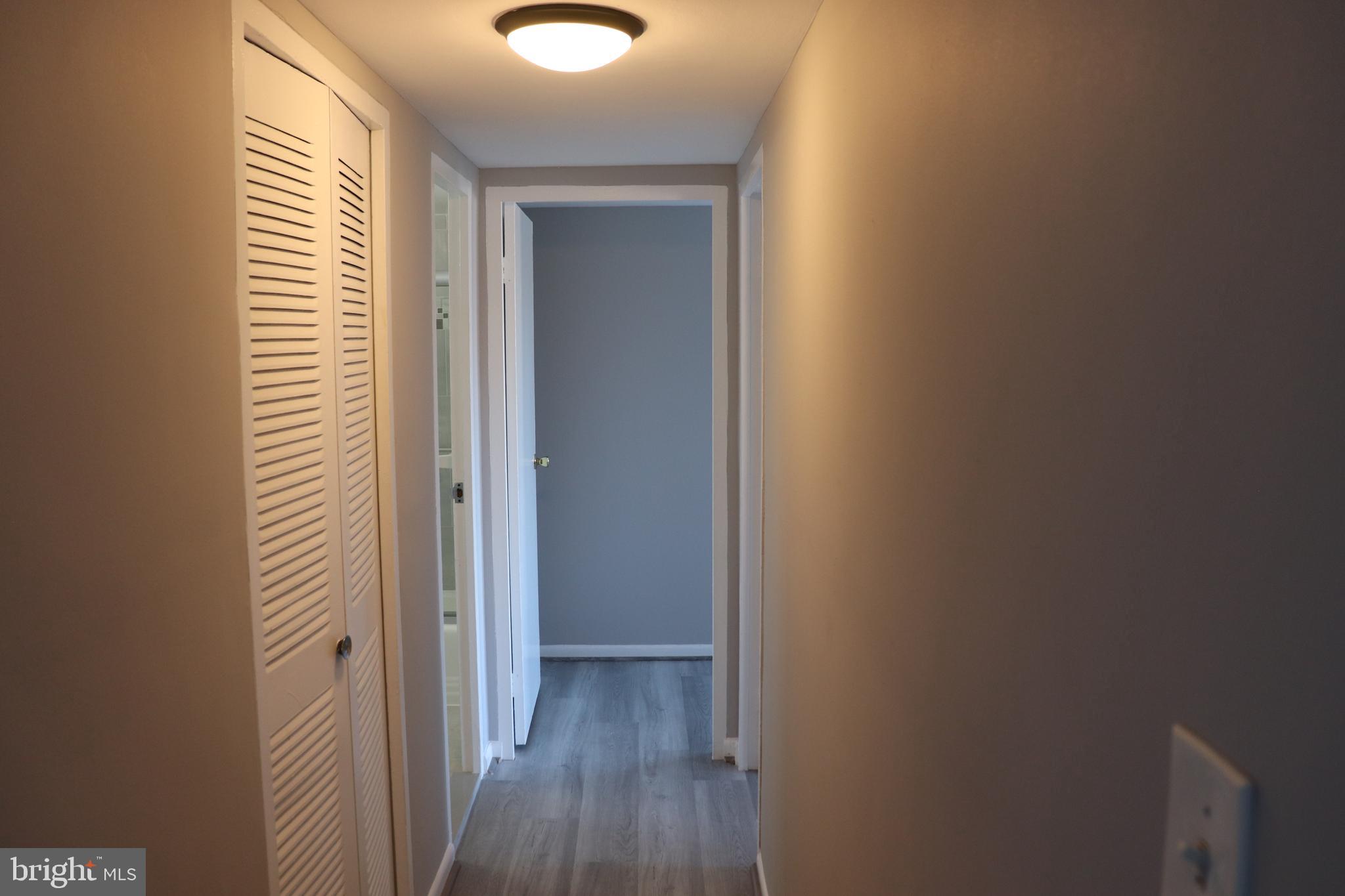 THE SEASONS - Residential