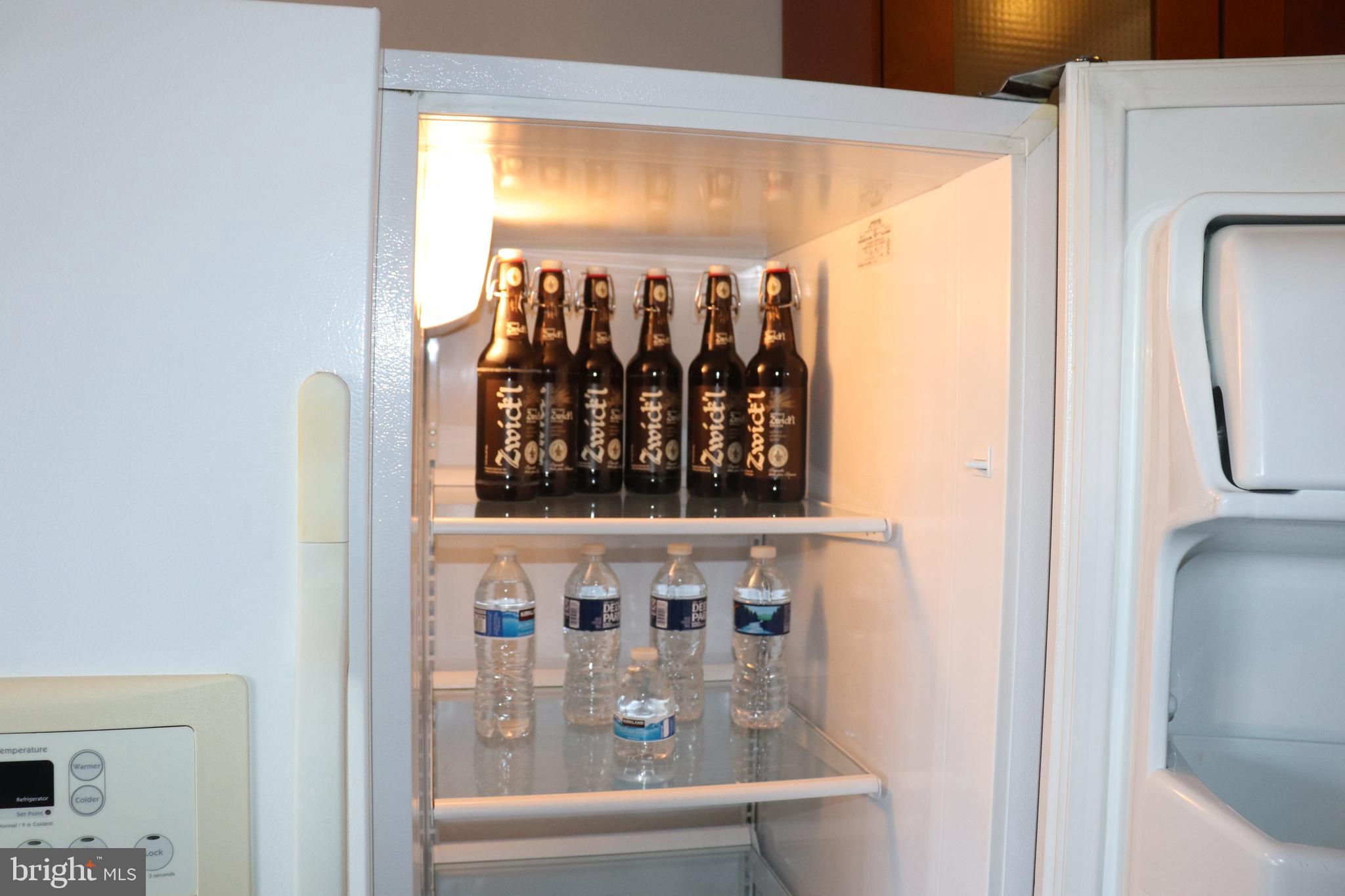 THE SEASONS - Residential