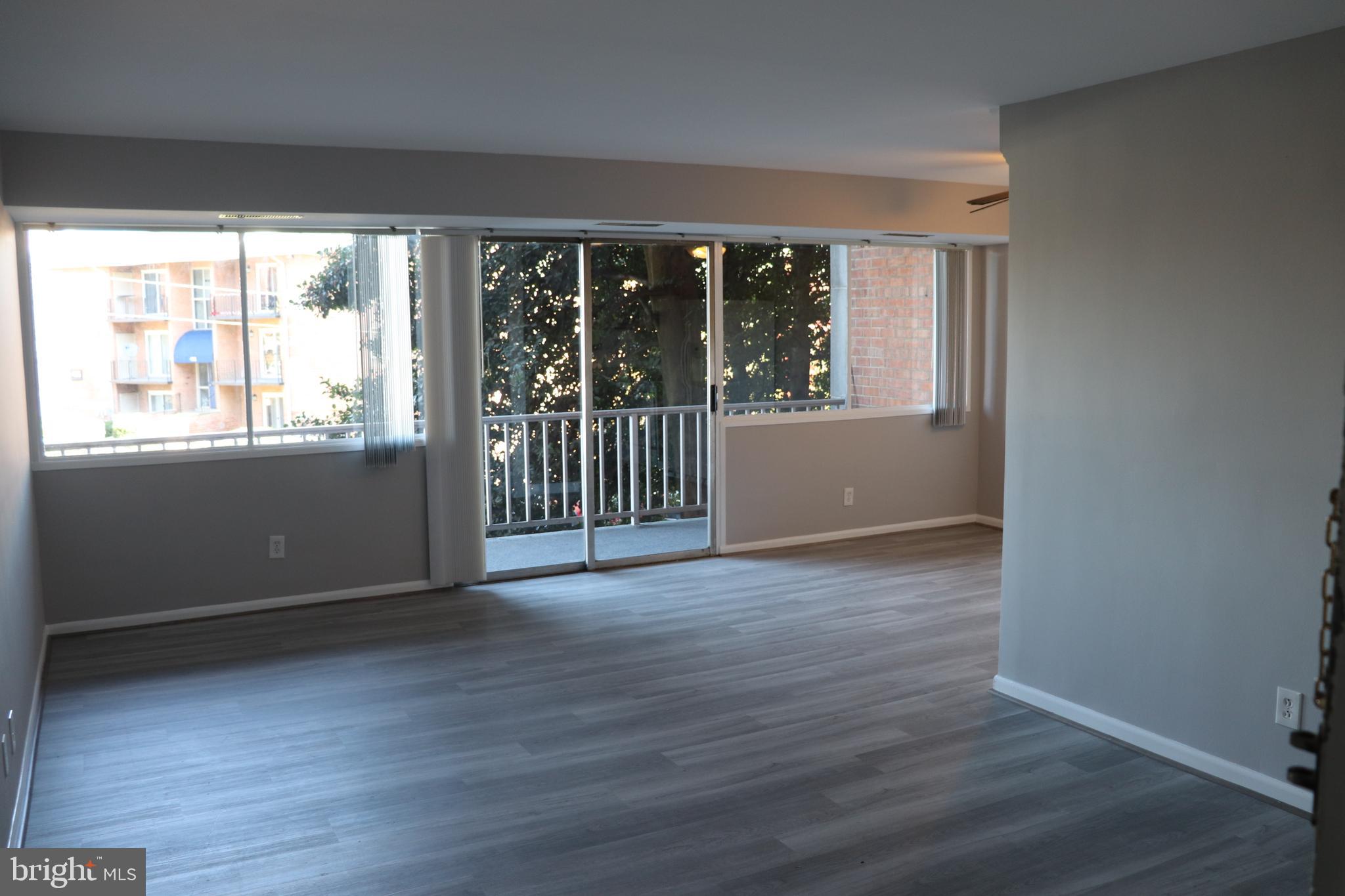 THE SEASONS - Residential