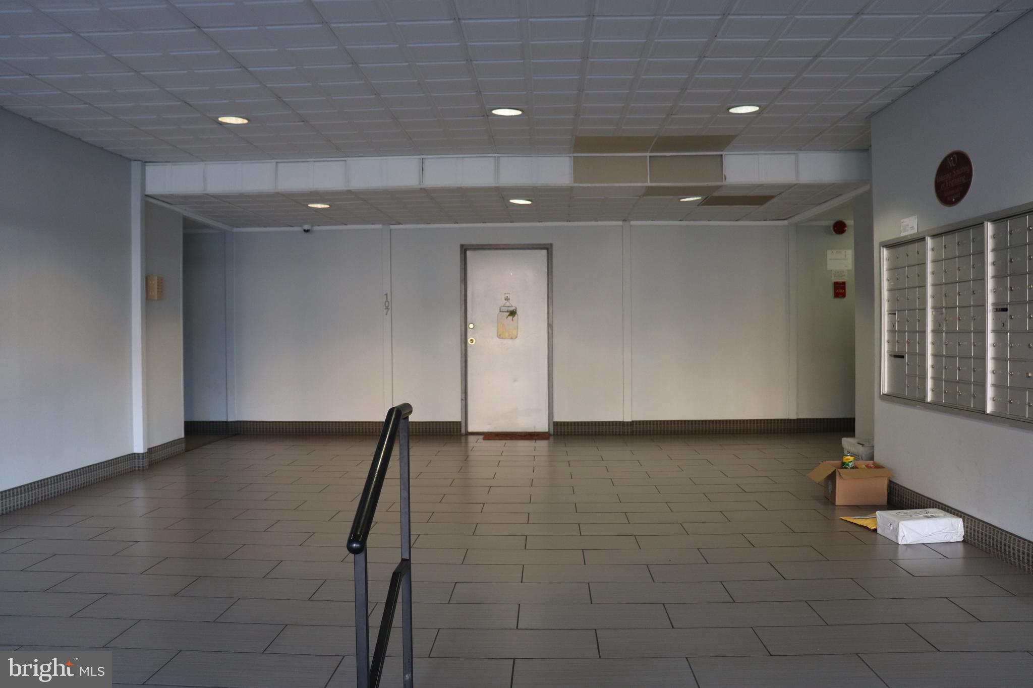 THE SEASONS - Residential