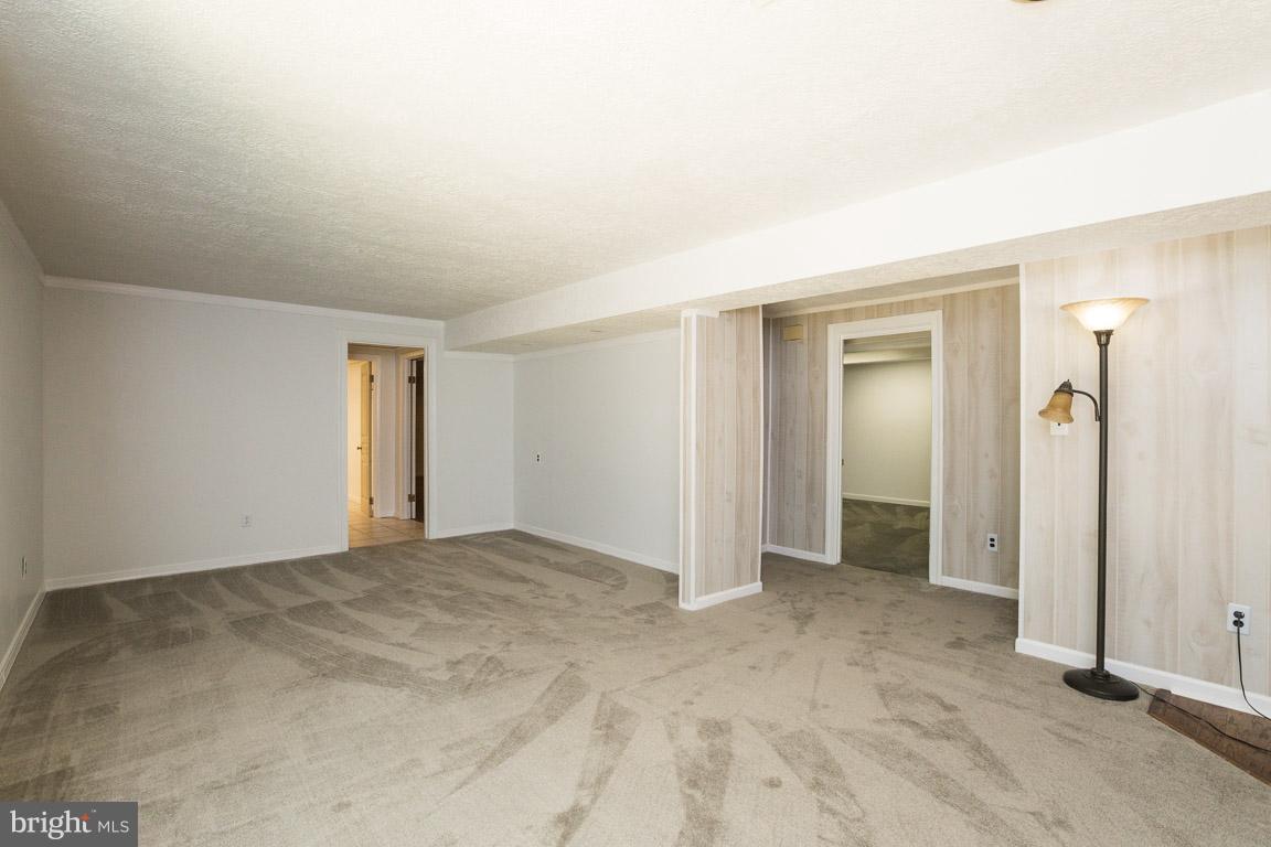 RUSTIC HILLS - Residential