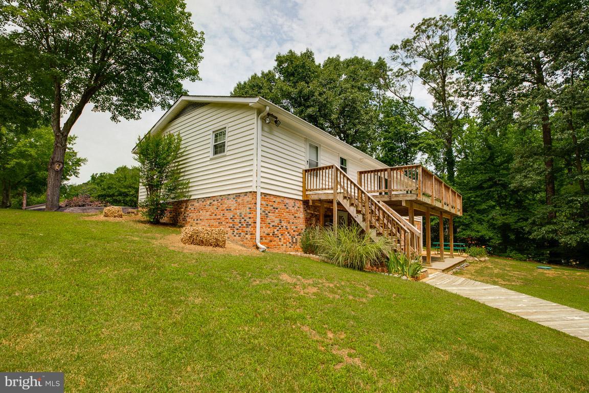 RUSTIC HILLS - Residential