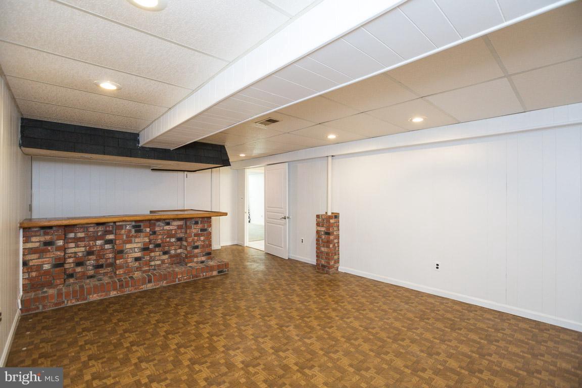 RUSTIC HILLS - Residential