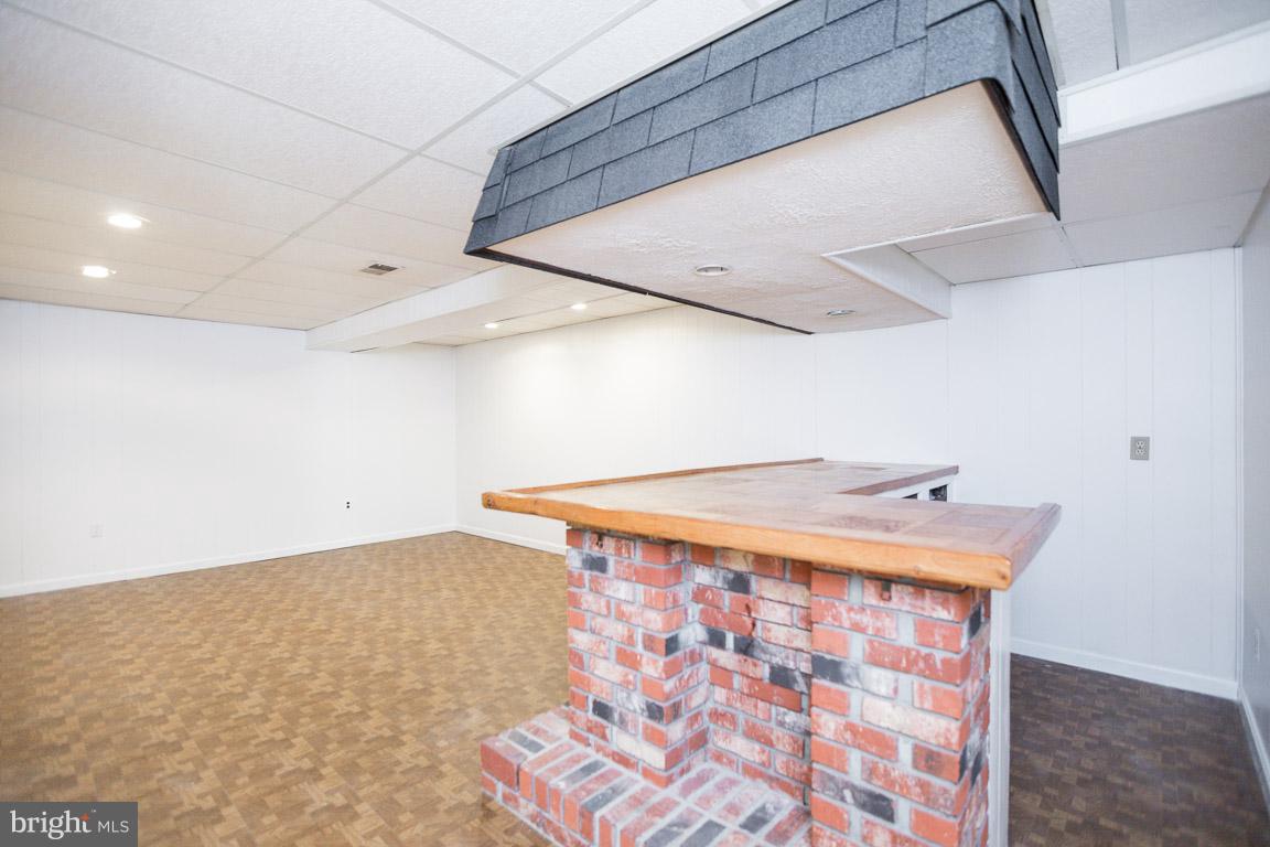 RUSTIC HILLS - Residential