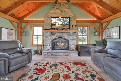 97 S KEMP ROAD KUTZTOWN PA 19530