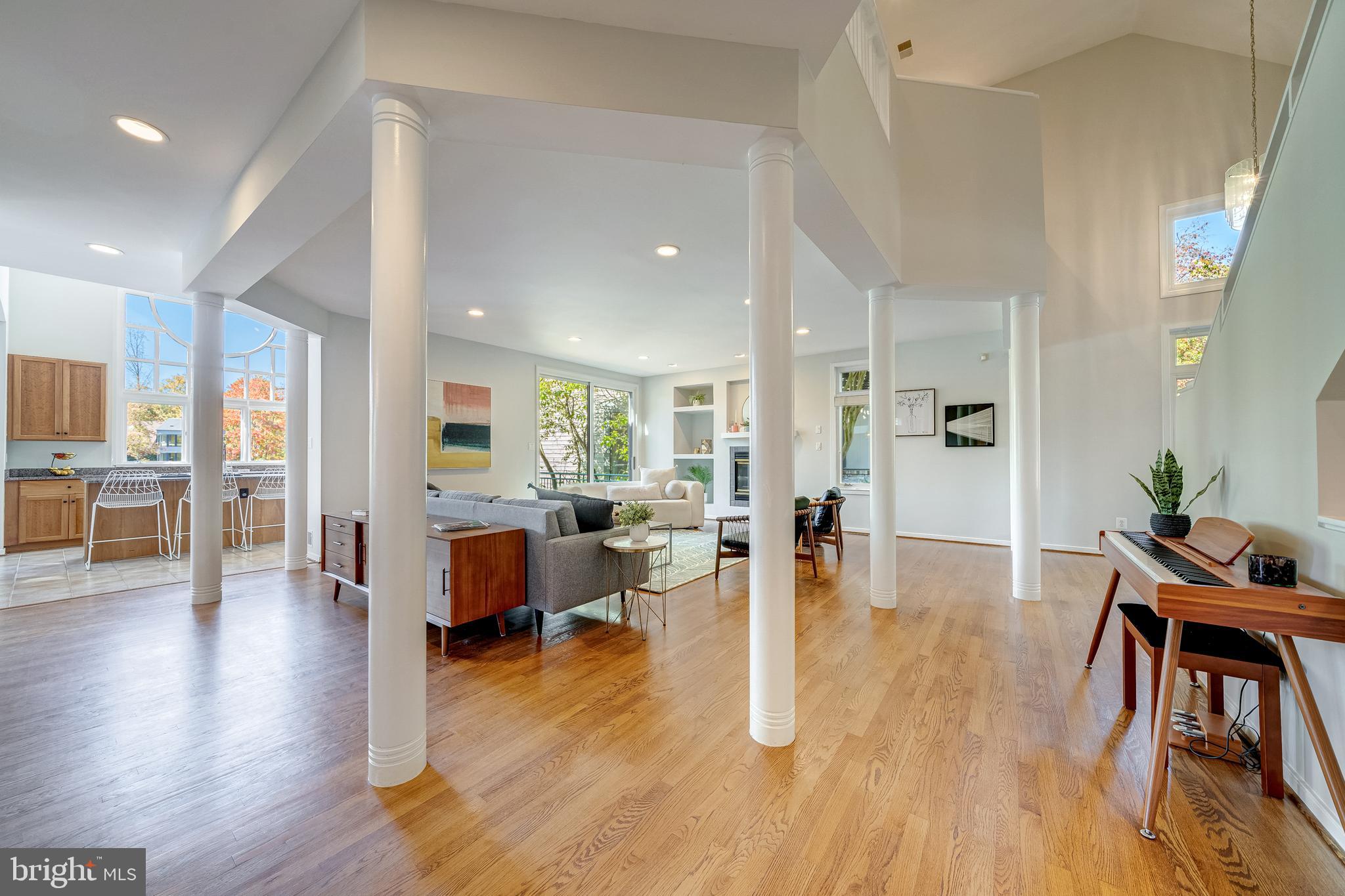 RESTON - Residential