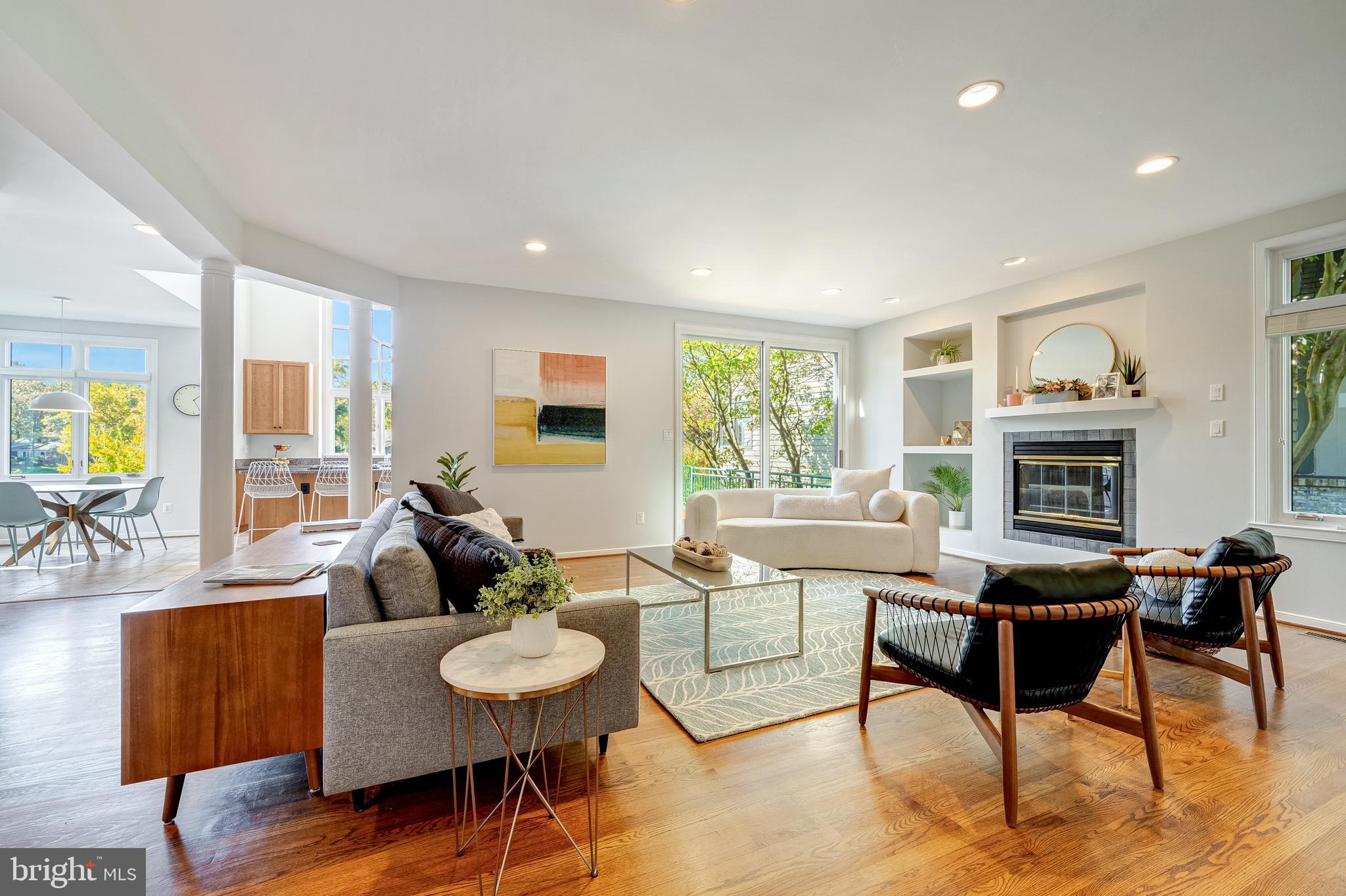 RESTON - Residential