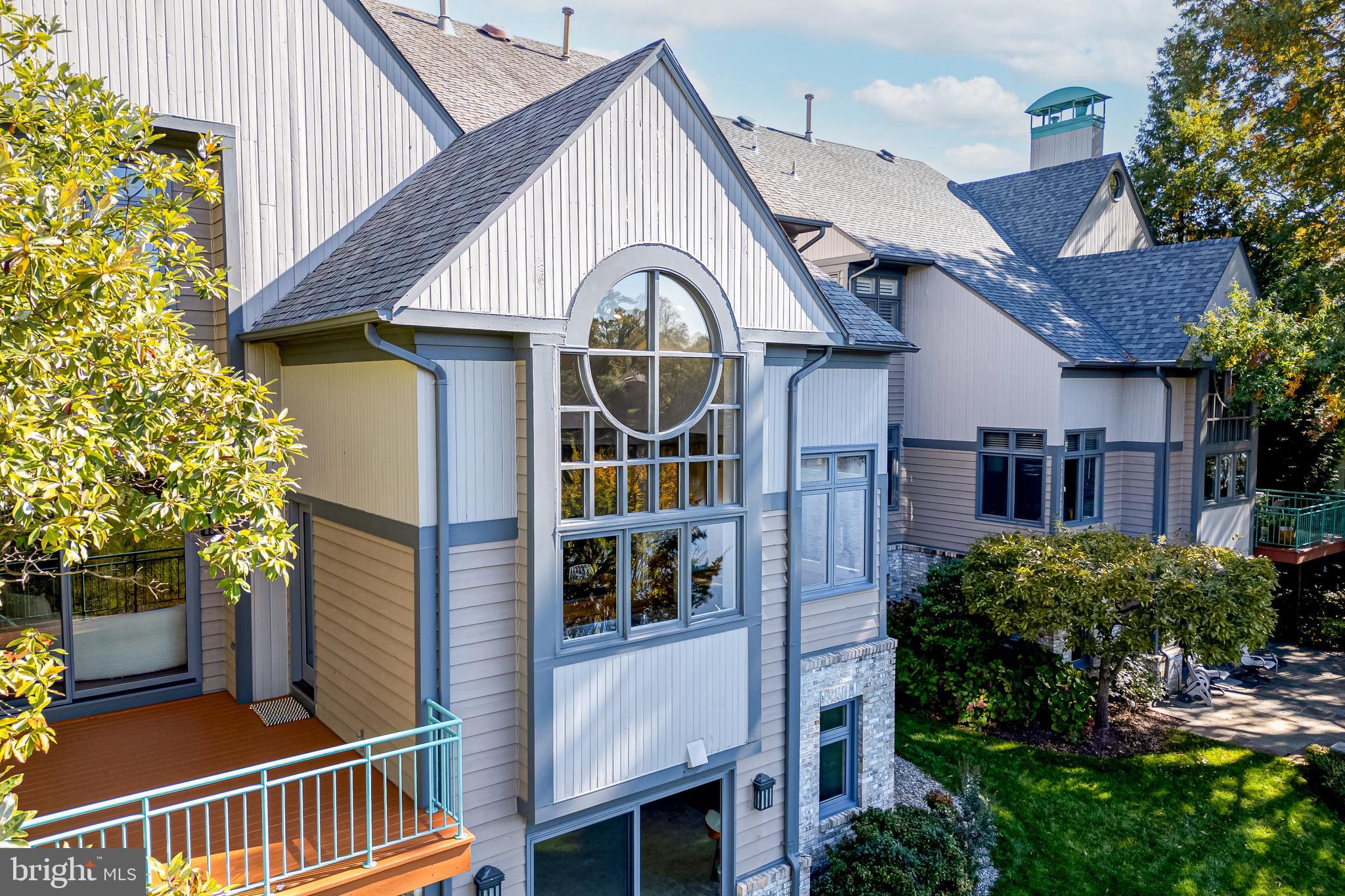 RESTON - Residential