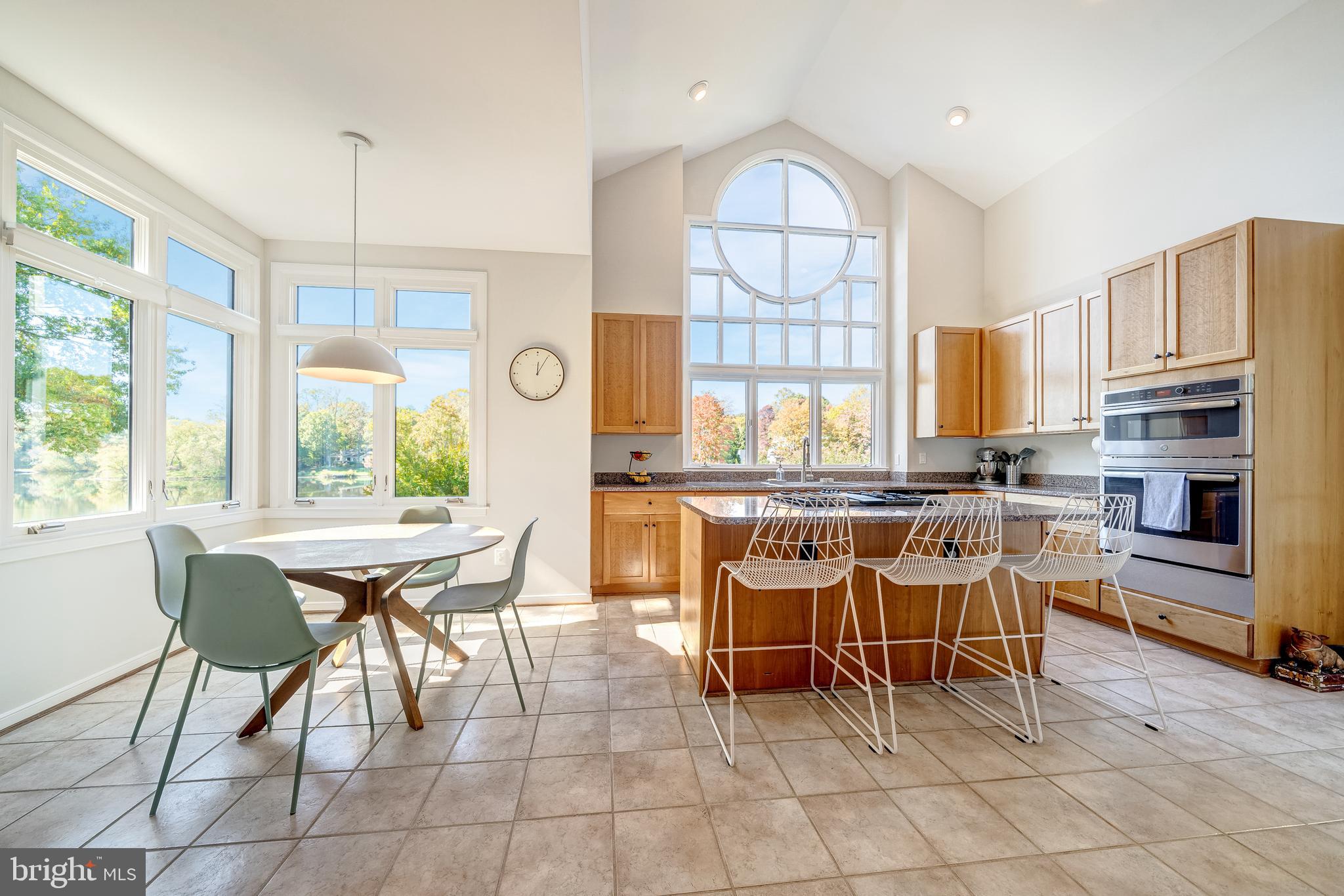 RESTON - Residential