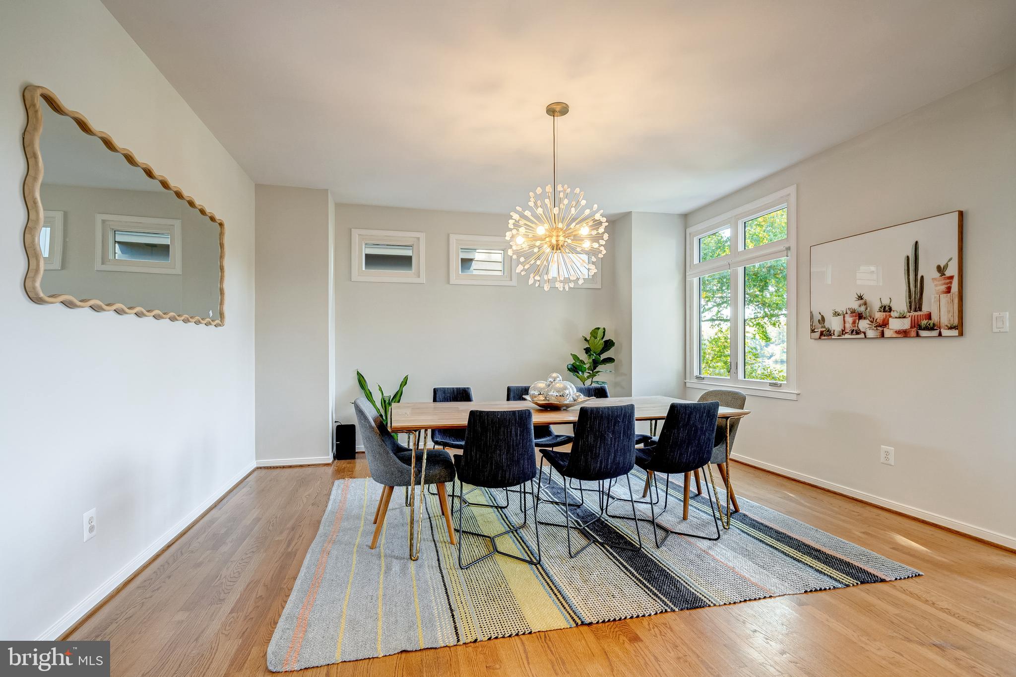 RESTON - Residential