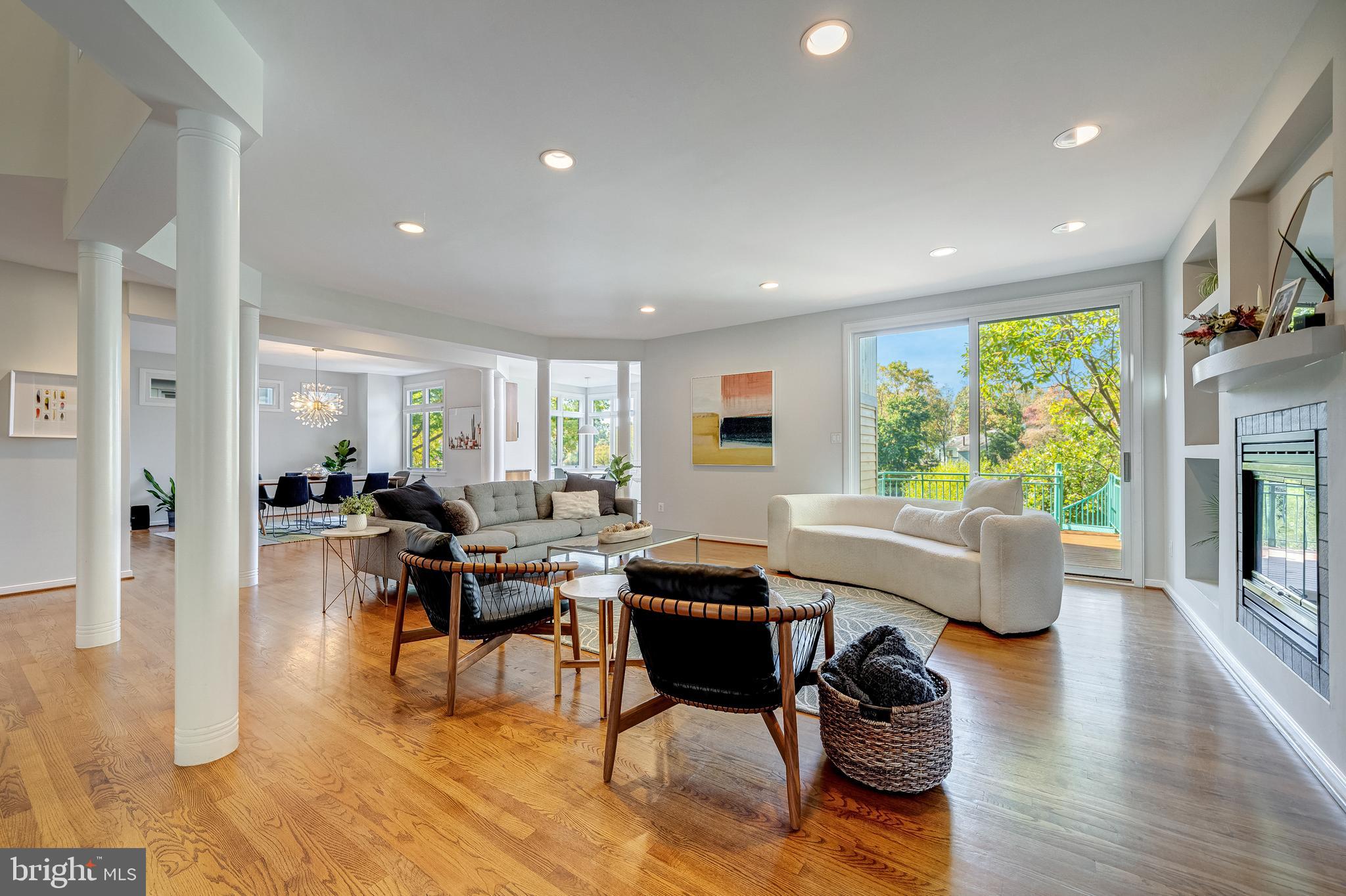 RESTON - Residential