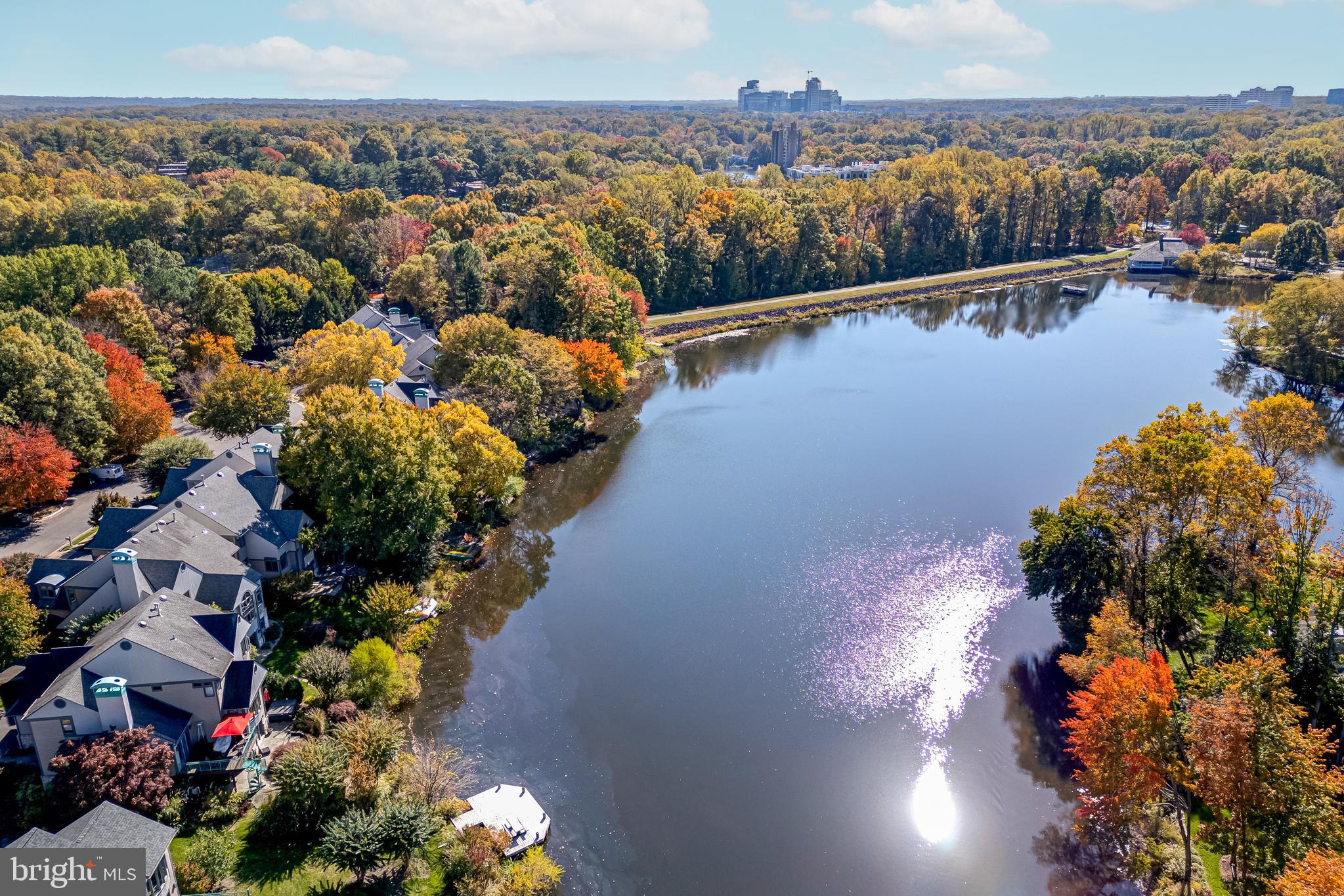 RESTON - Residential