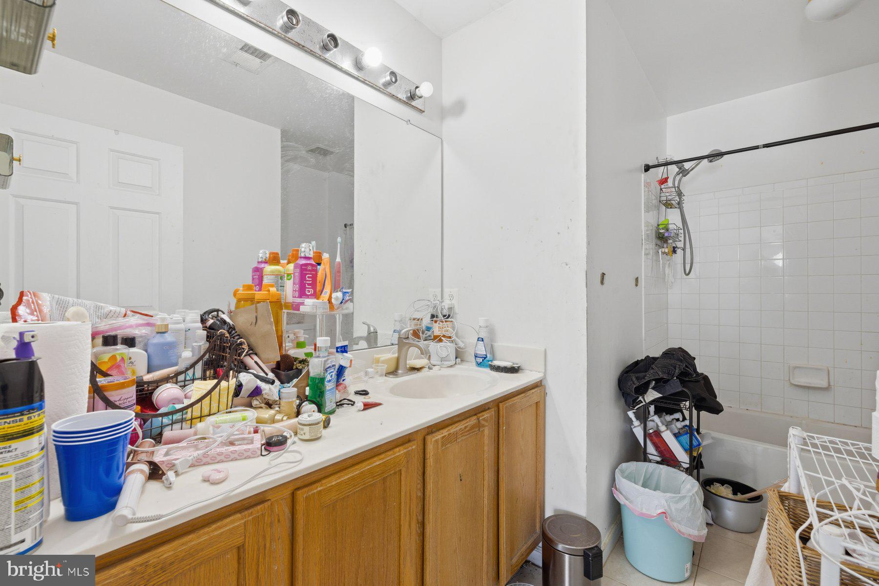 VILLAGES OF URBANA - Residential