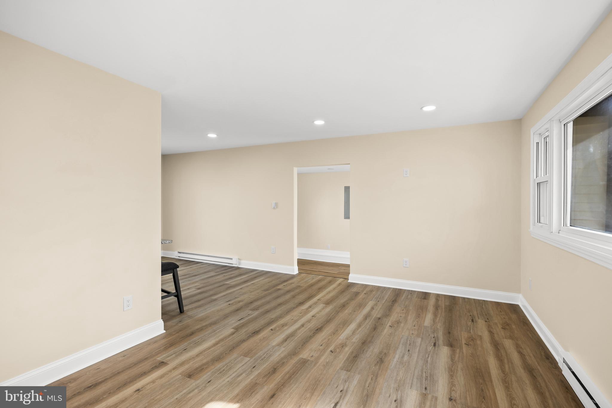 601 NEW YORK ROAD