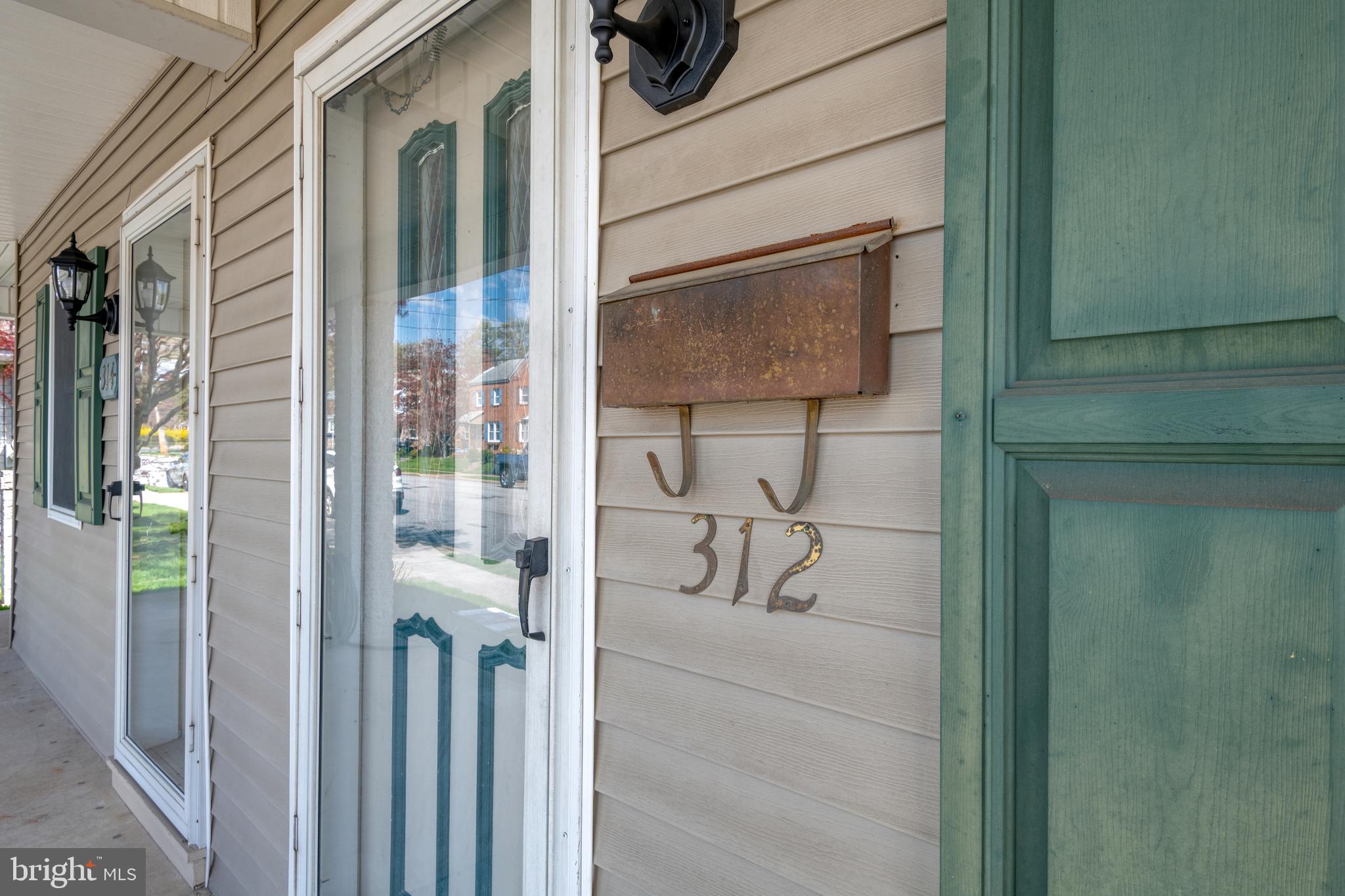 312 E HIGH STREET