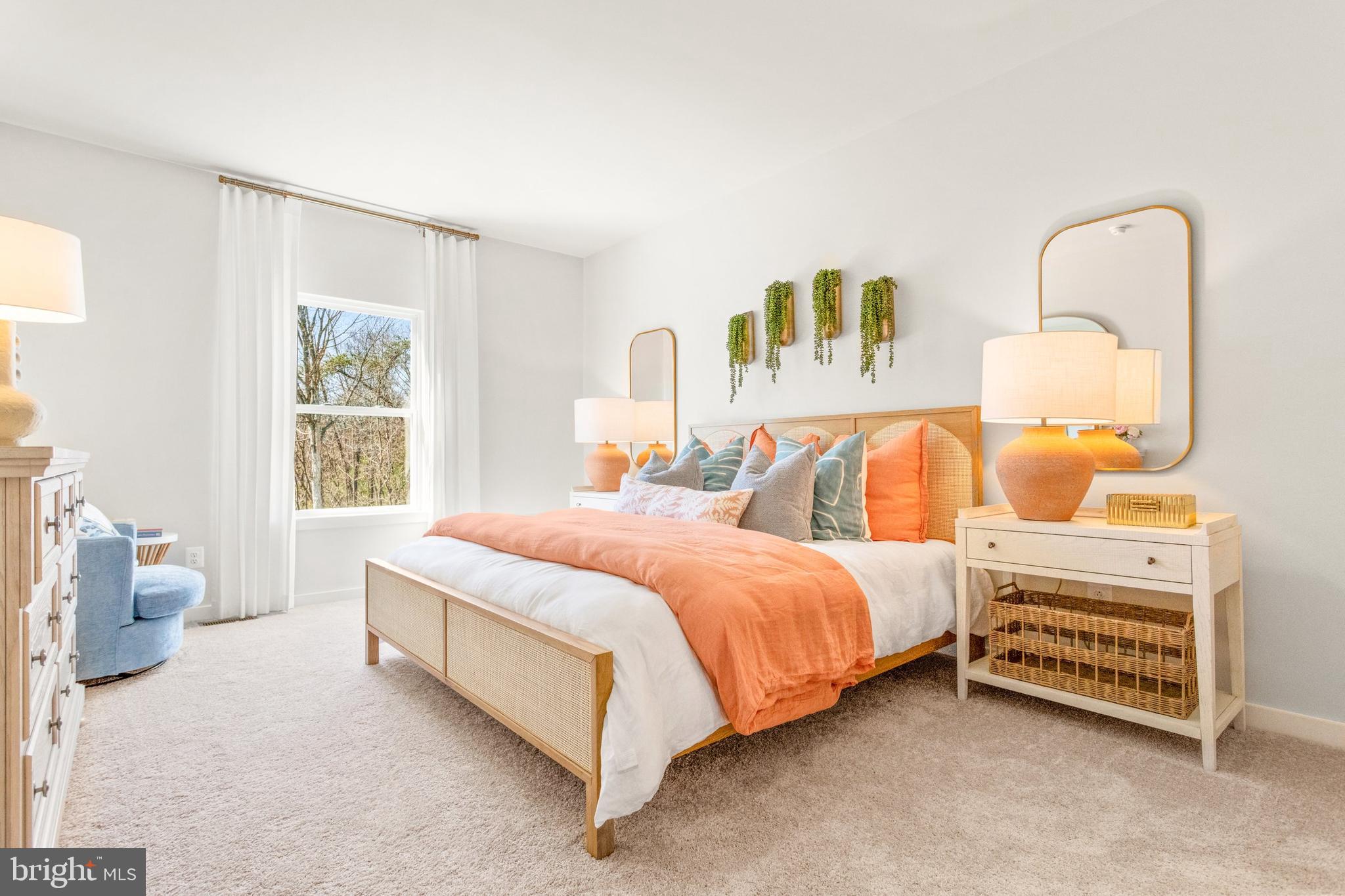 ABRAMS POINTE - Residential