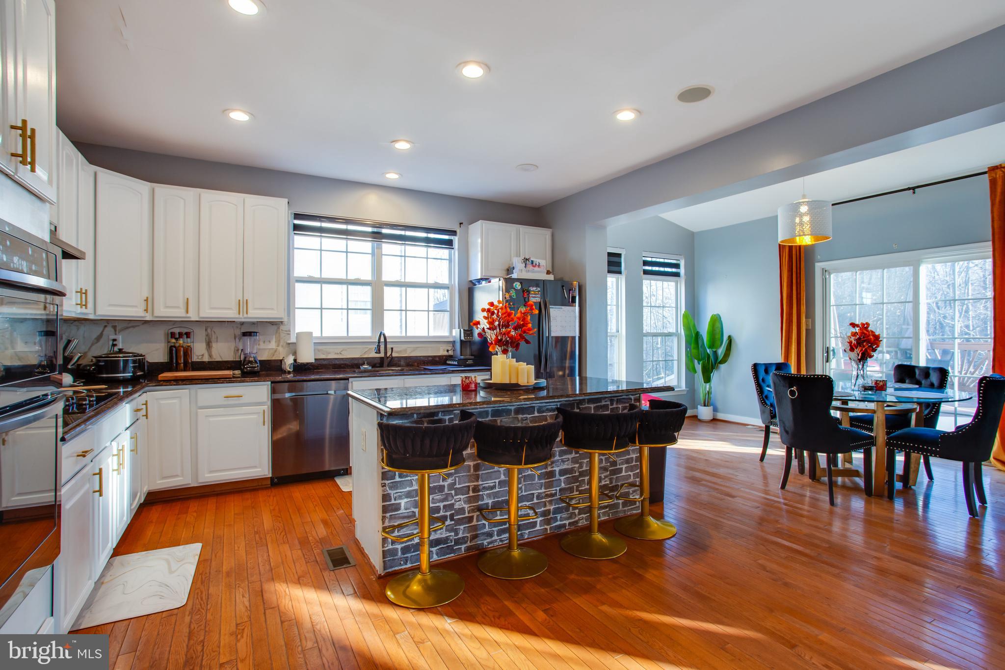 HUNTERS BROOKE - Residential