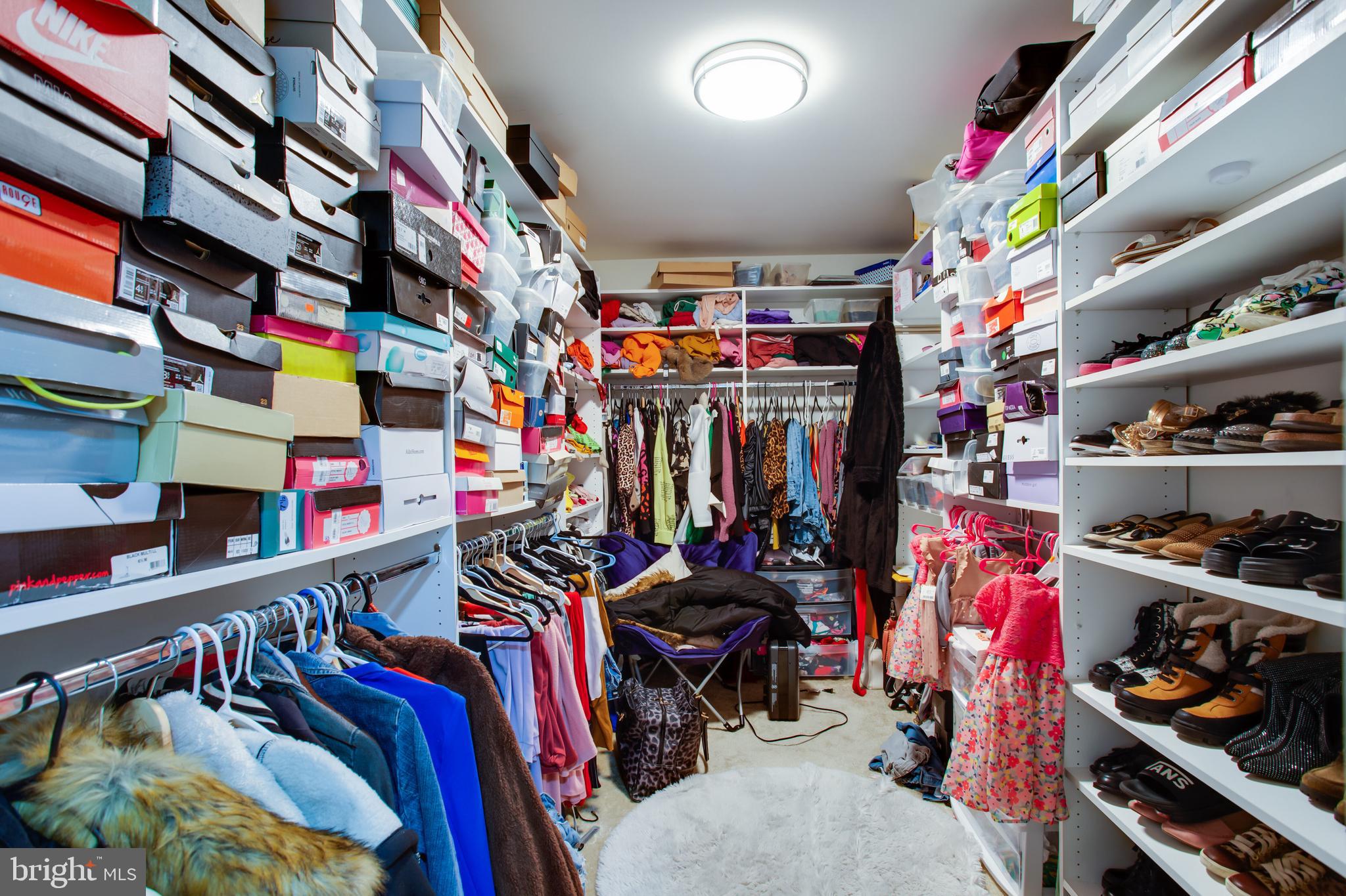 HUNTERS BROOKE - Residential