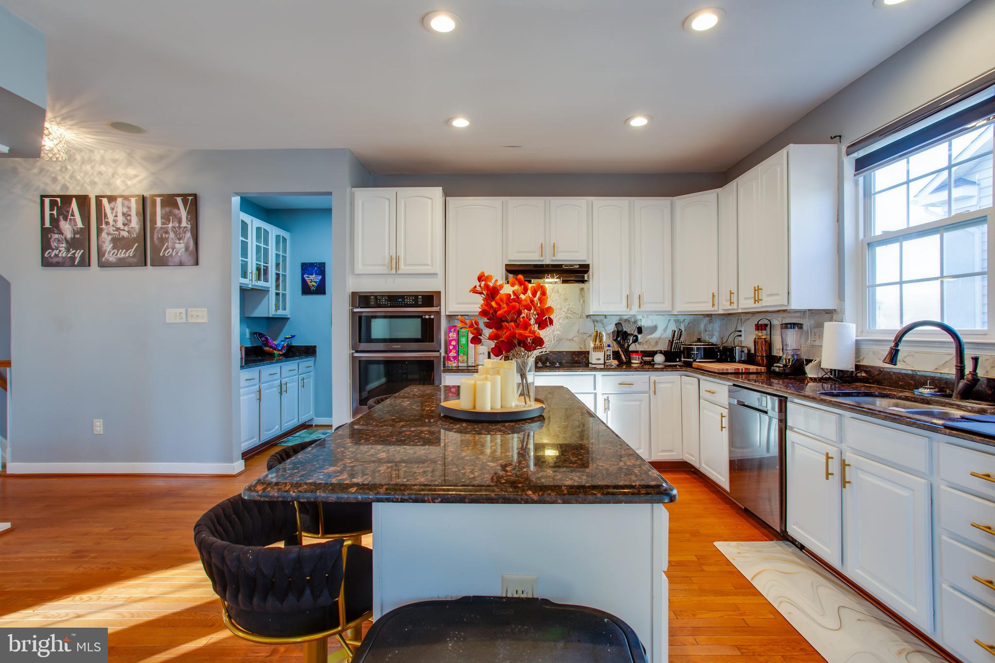 HUNTERS BROOKE - Residential