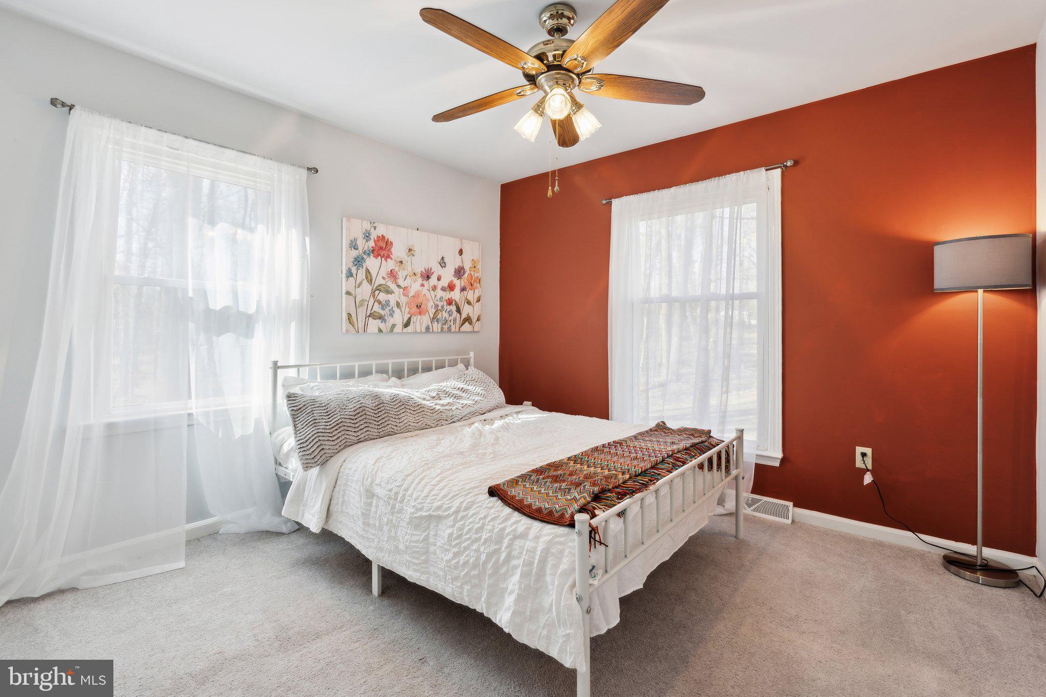 OAK HILL - Residential