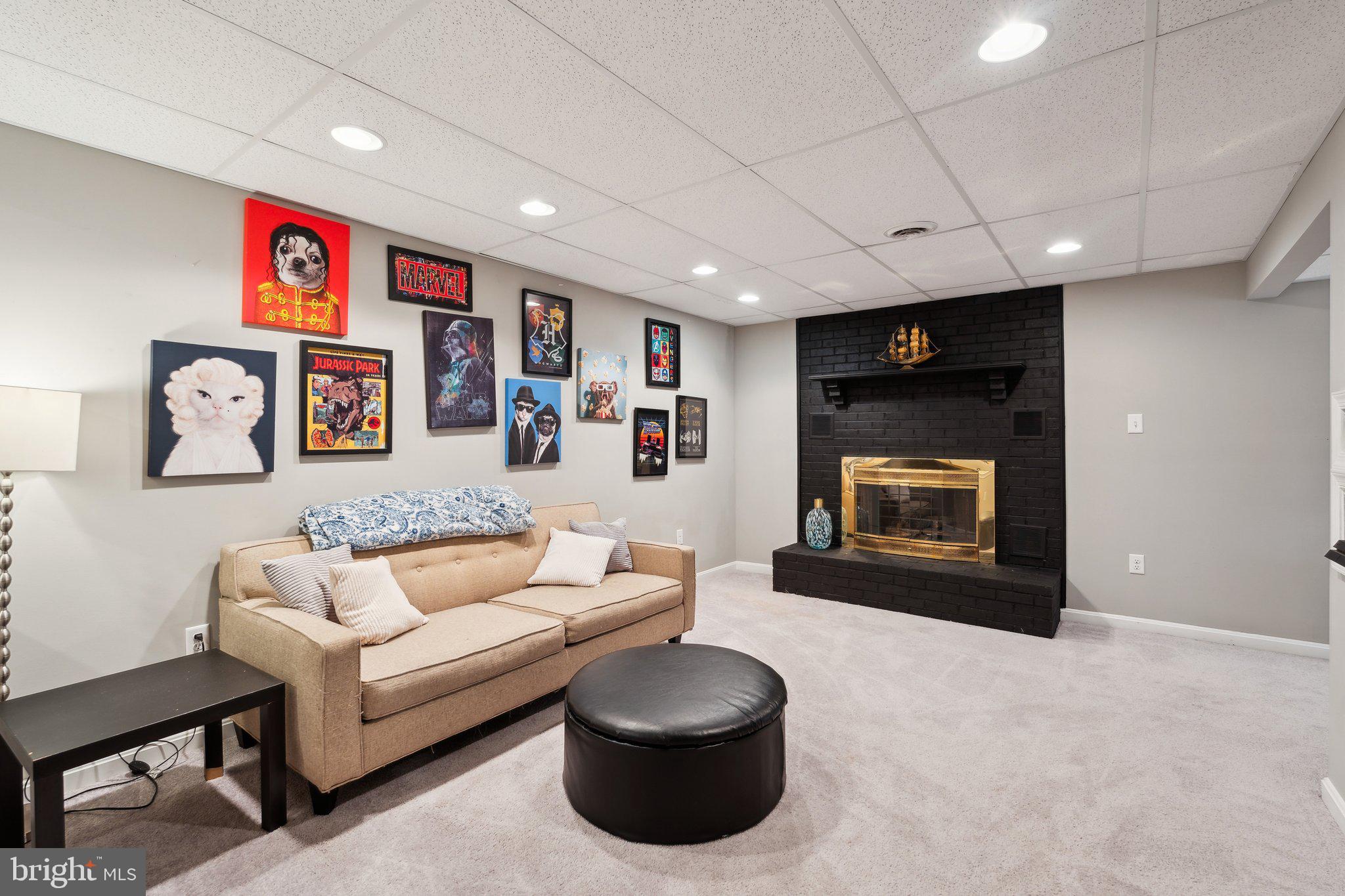 OAK HILL - Residential