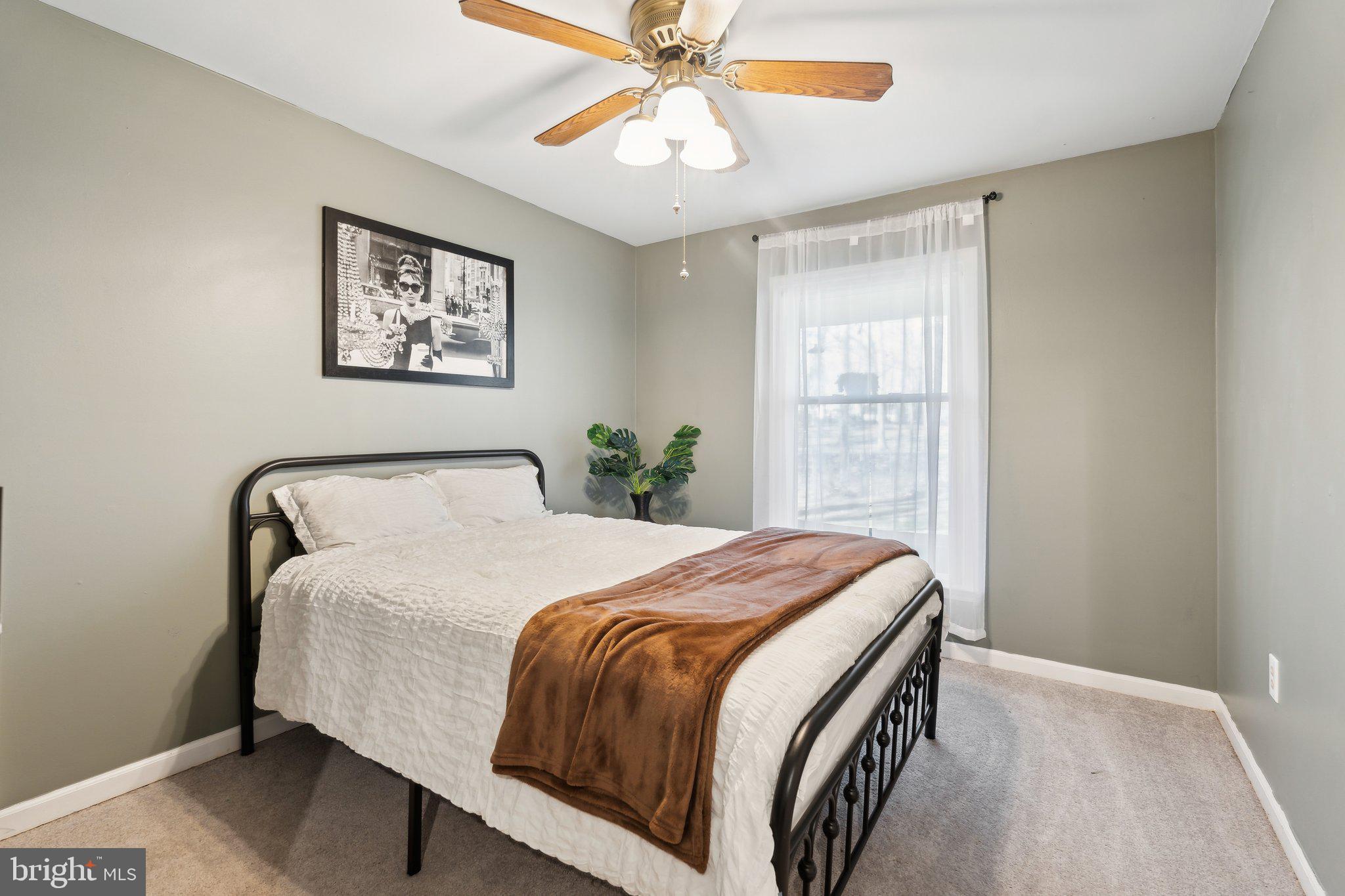 OAK HILL - Residential