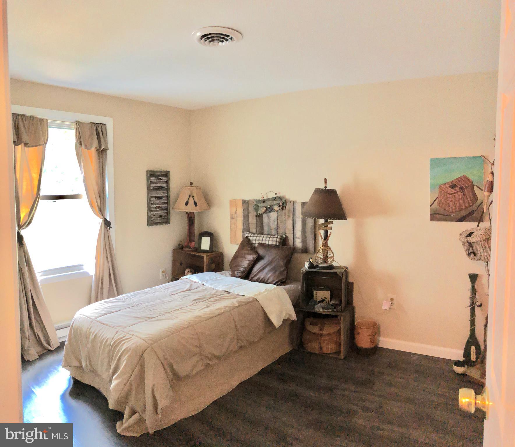 COUNTRY PARK - Residential