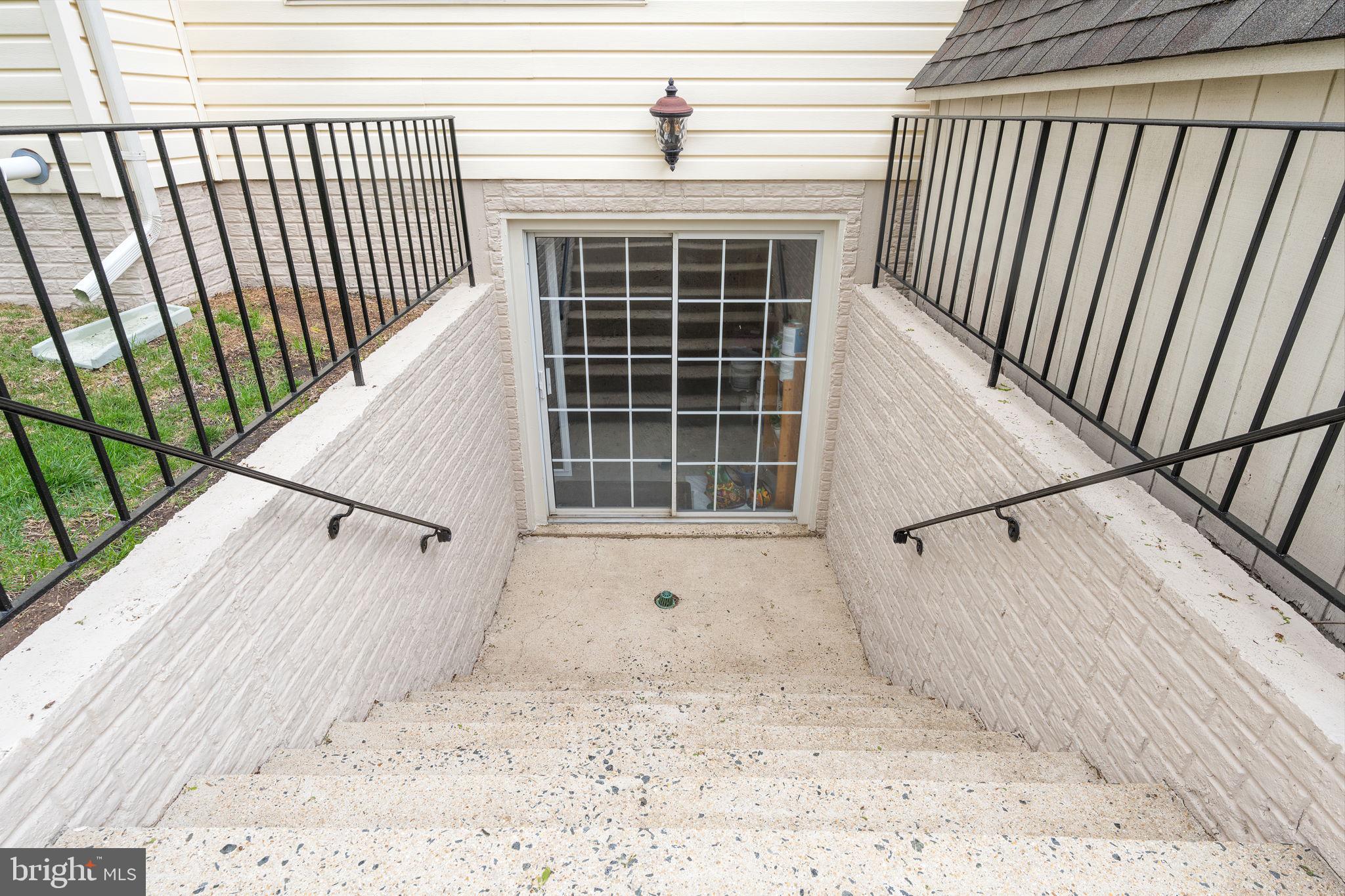 BRIDLEWOOD - Residential