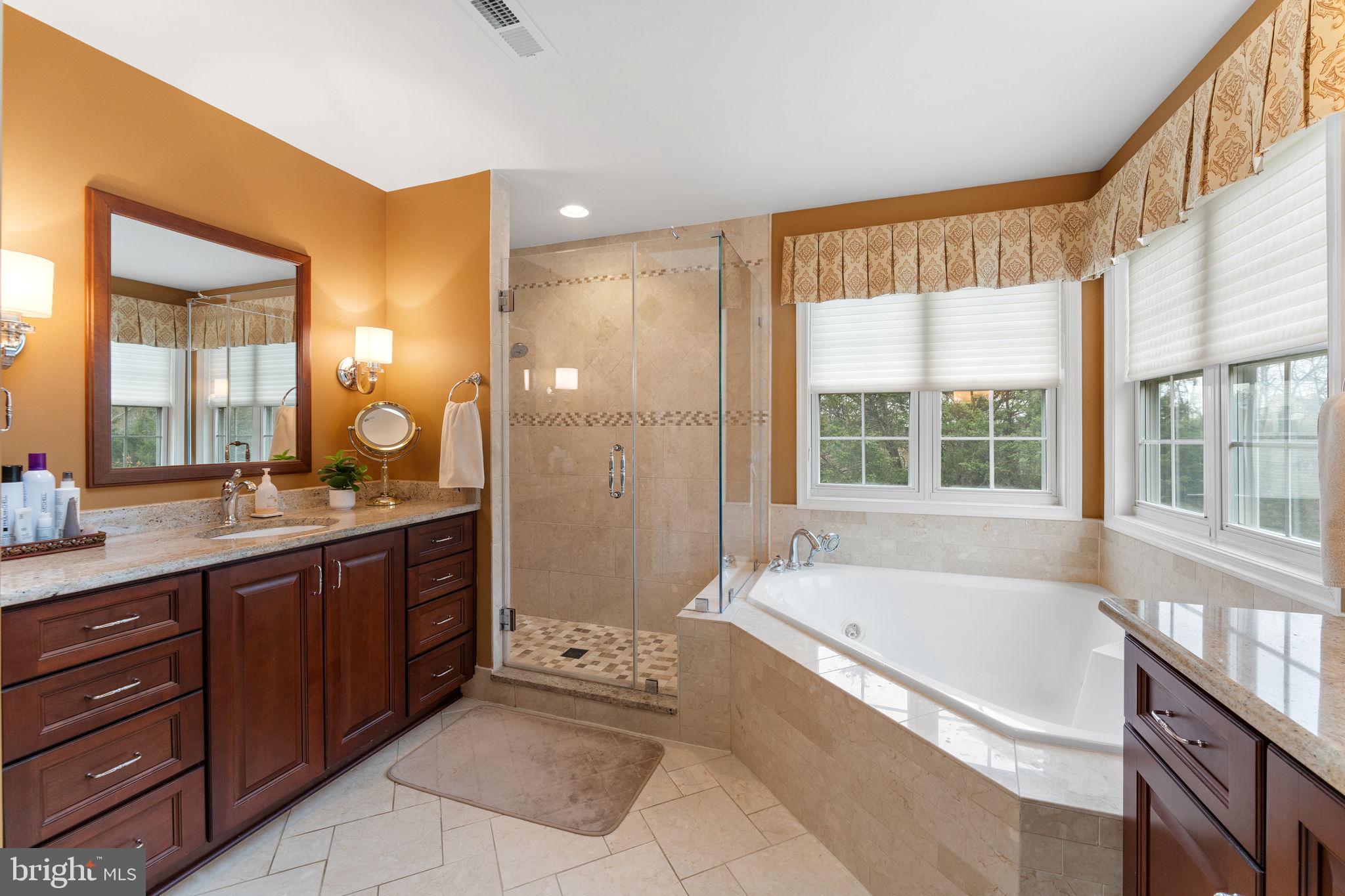 BRIDLEWOOD - Residential